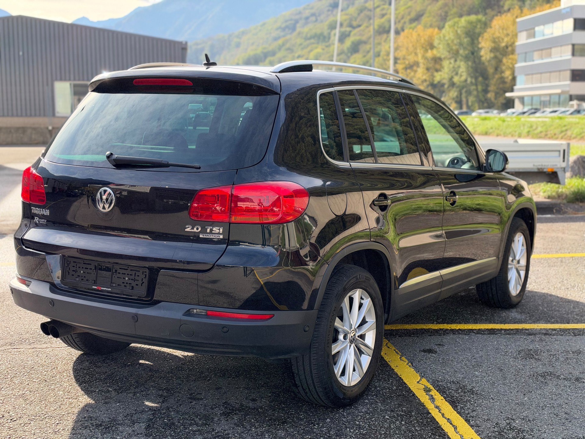 VW Tiguan 2.0 TSI Sport&Style 4Motion DSG-image-4
