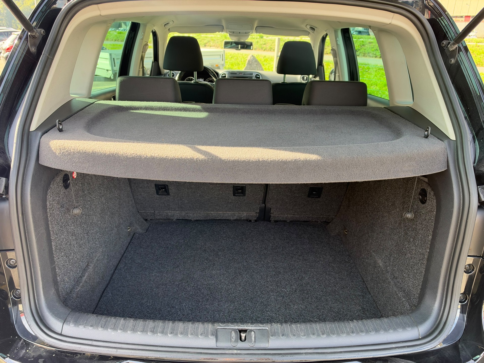 VW Tiguan 2.0 TSI Sport&Style 4Motion DSG-image-29