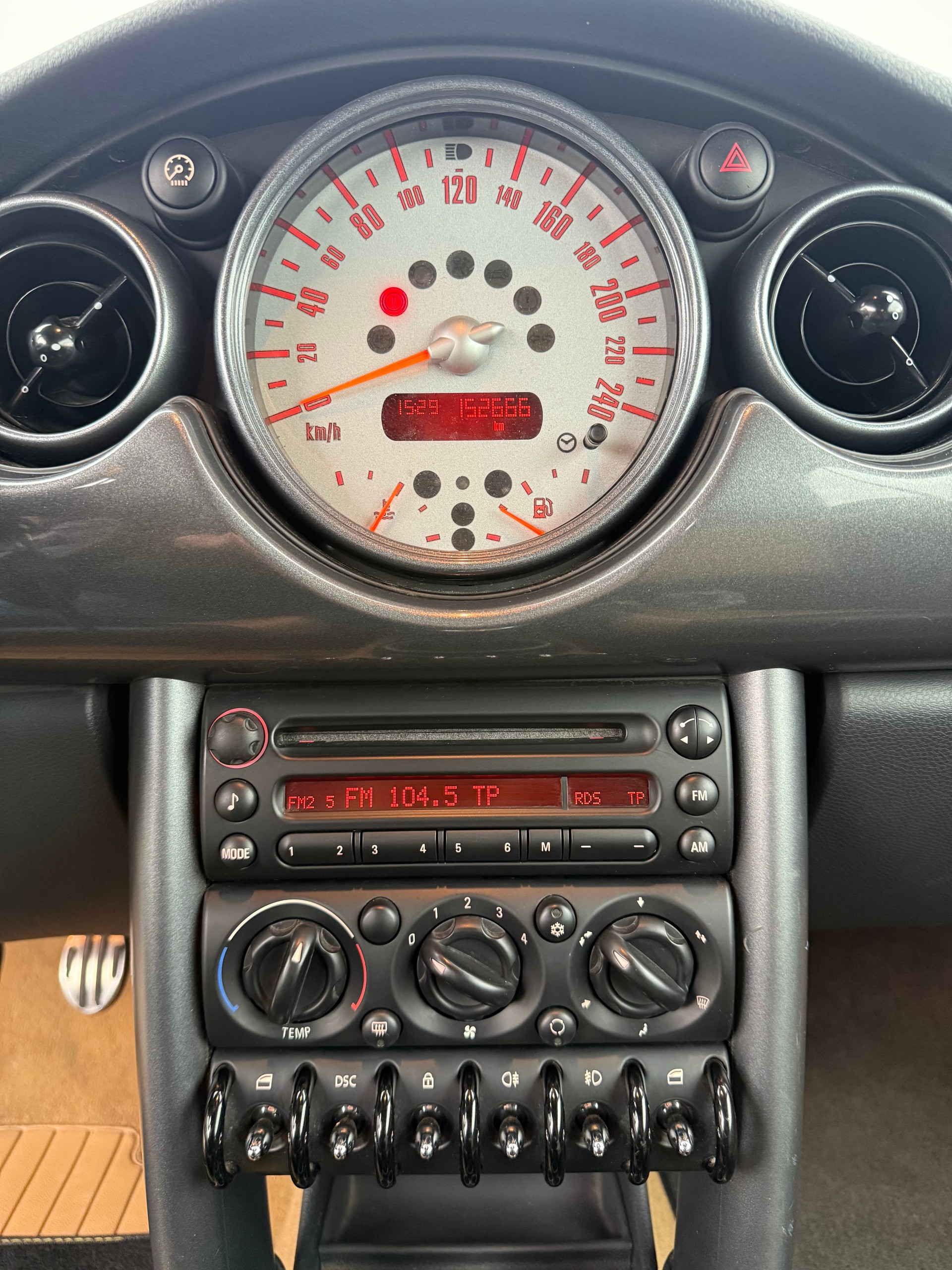 MINI Cooper S Cabriolet-image-7