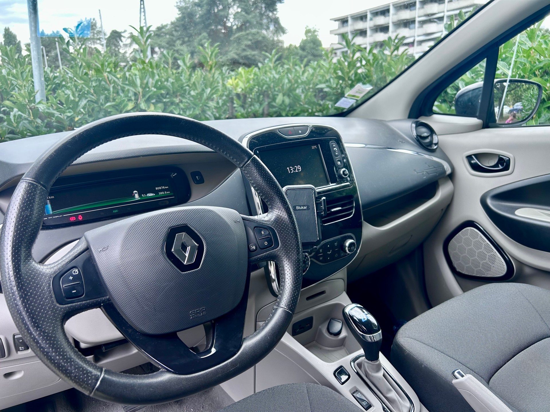 RENAULT Q210 Intens-image-2