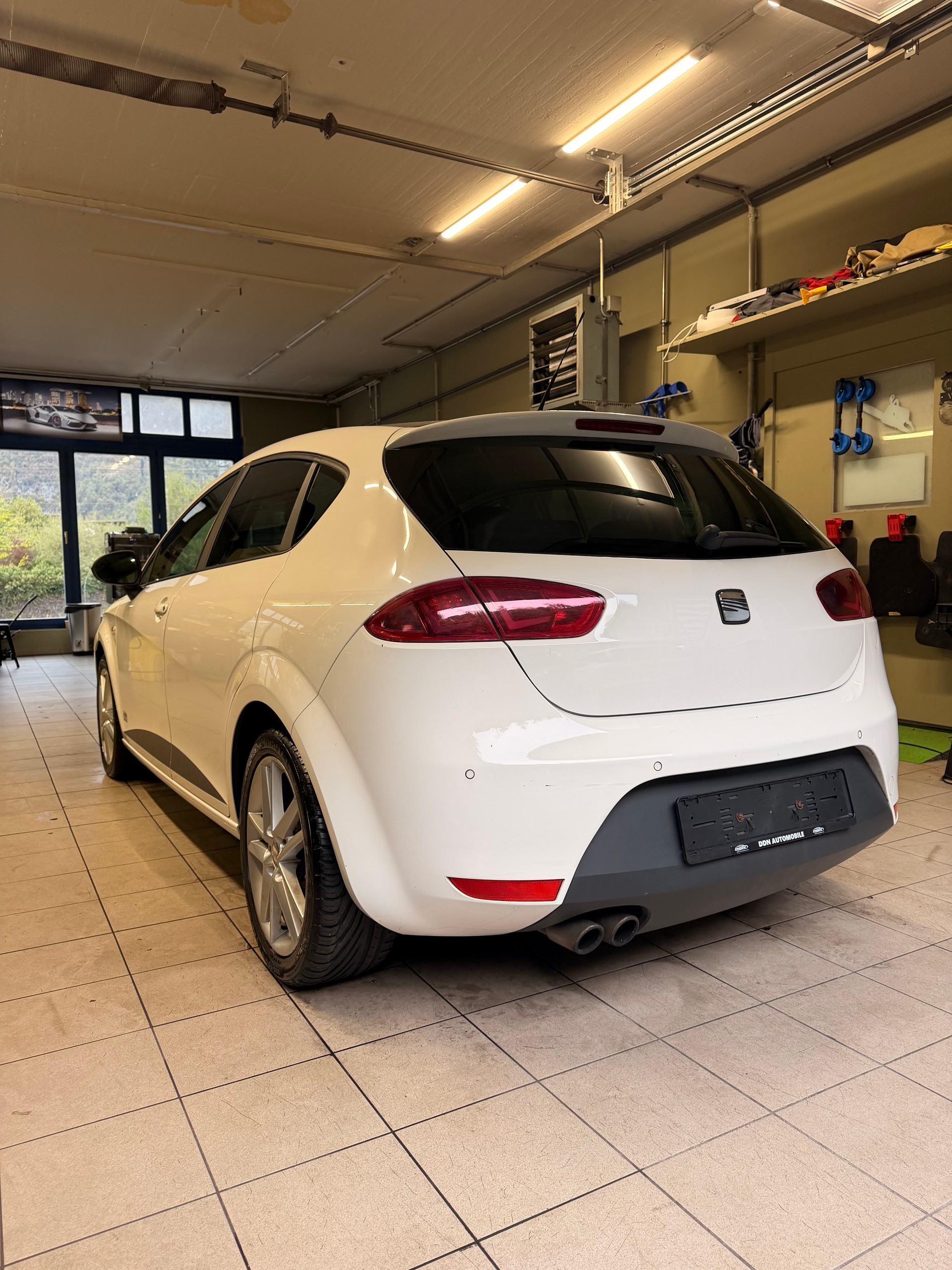 SEAT Leon 1.4 TSI FR-image-2