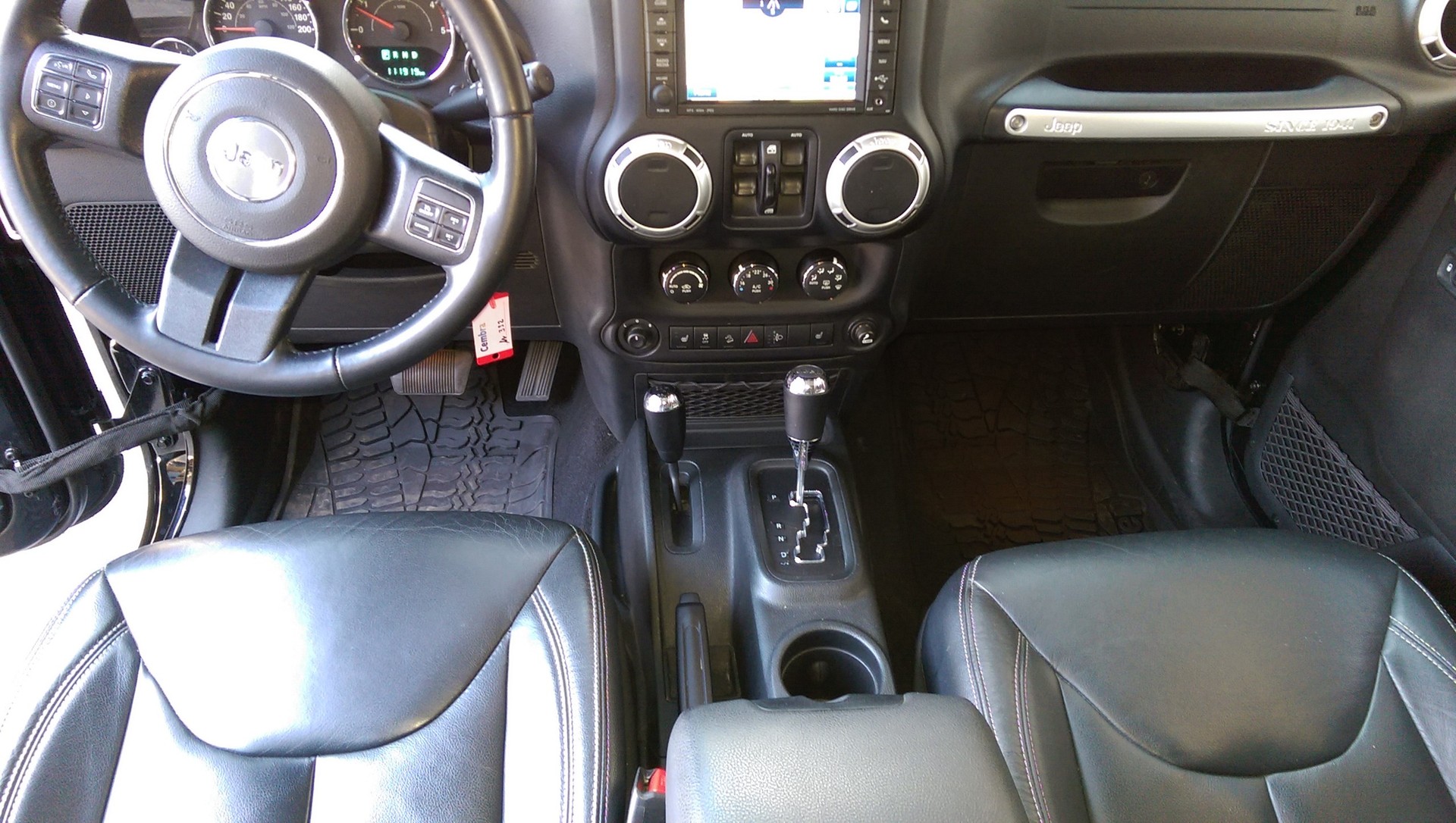 JEEP Wrangler 2.8CRD Unlimited Sahara Automatic-image-3