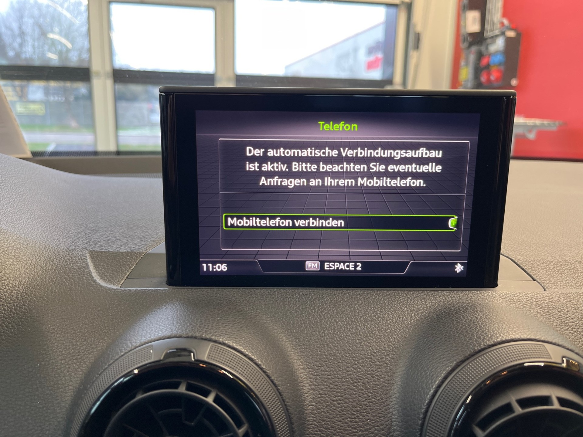 AUDI Q2 1.6 TDI sport S-tronic-image-11