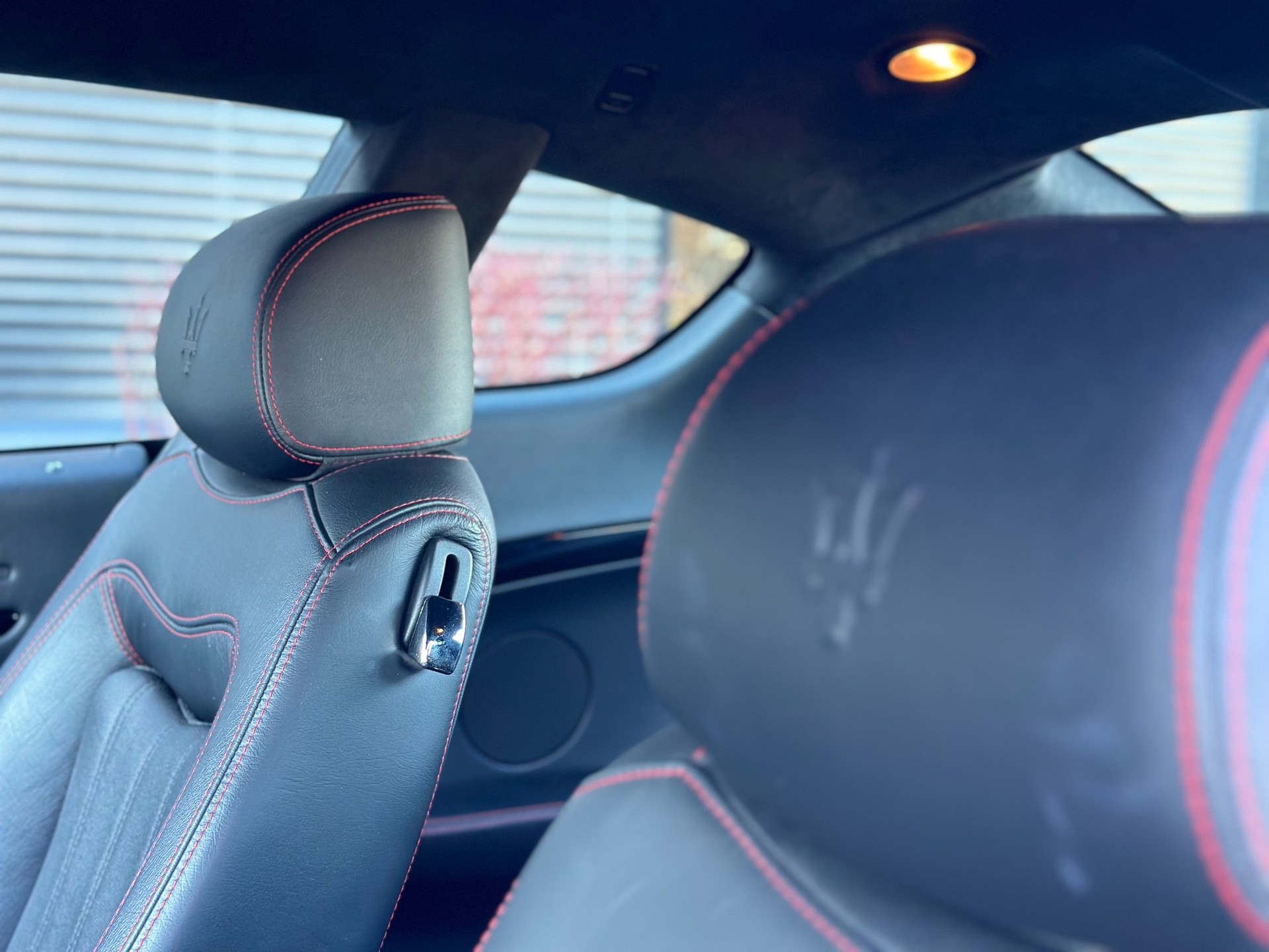 MASERATI GranTurismo S Automatica-image-8