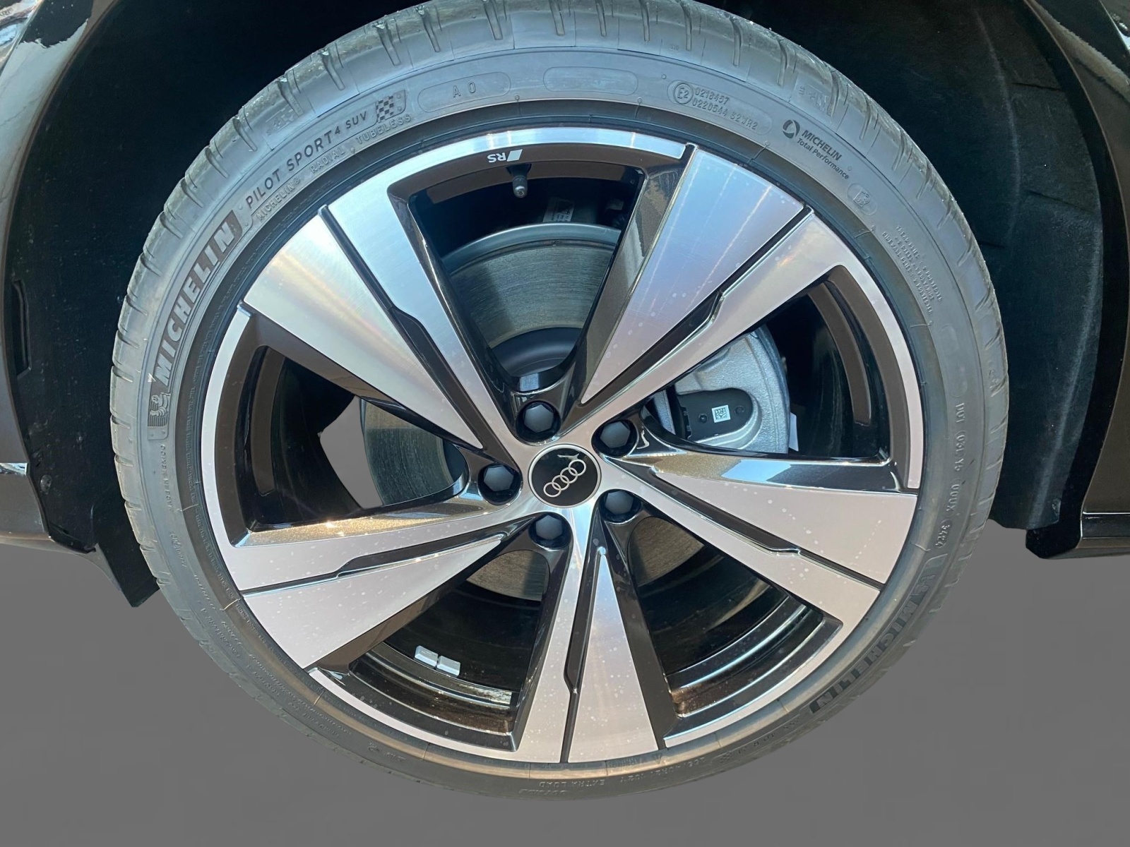 AUDI Q5 TDI quattro 150 kW S-tronic-image-6