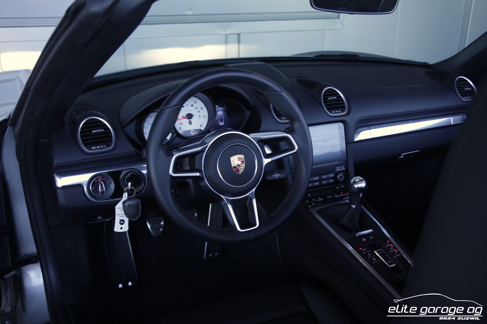PORSCHE 718 Boxster S 2.5 Handschalter-image-14