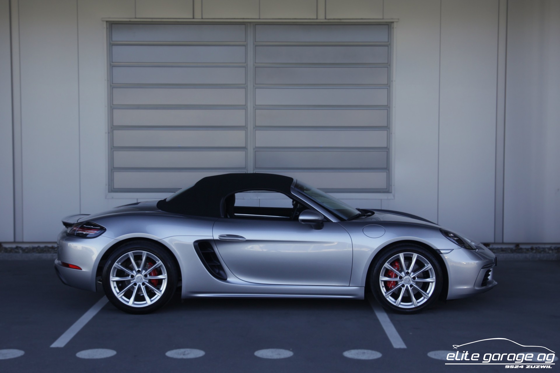 PORSCHE 718 Boxster S 2.5 Handschalter-image-6
