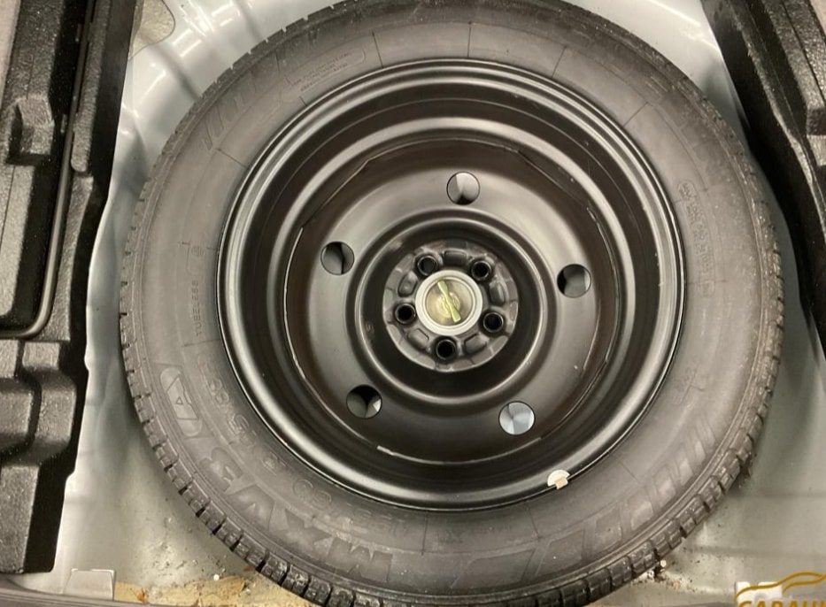 SUBARU Impreza 2.0-image-11