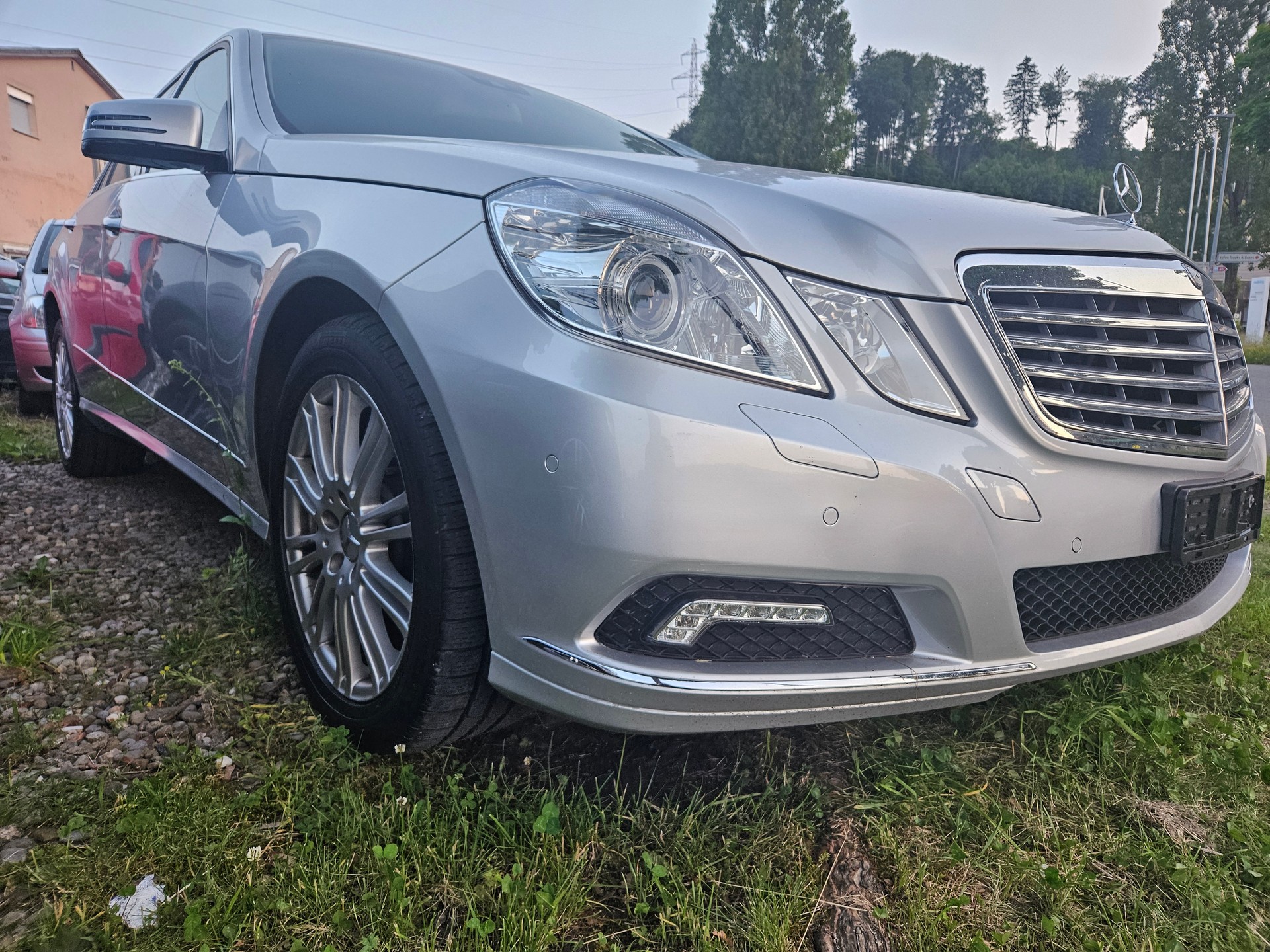 MERCEDES-BENZ E 350 Avantgarde 4Matic 7G-Tronic-image-1