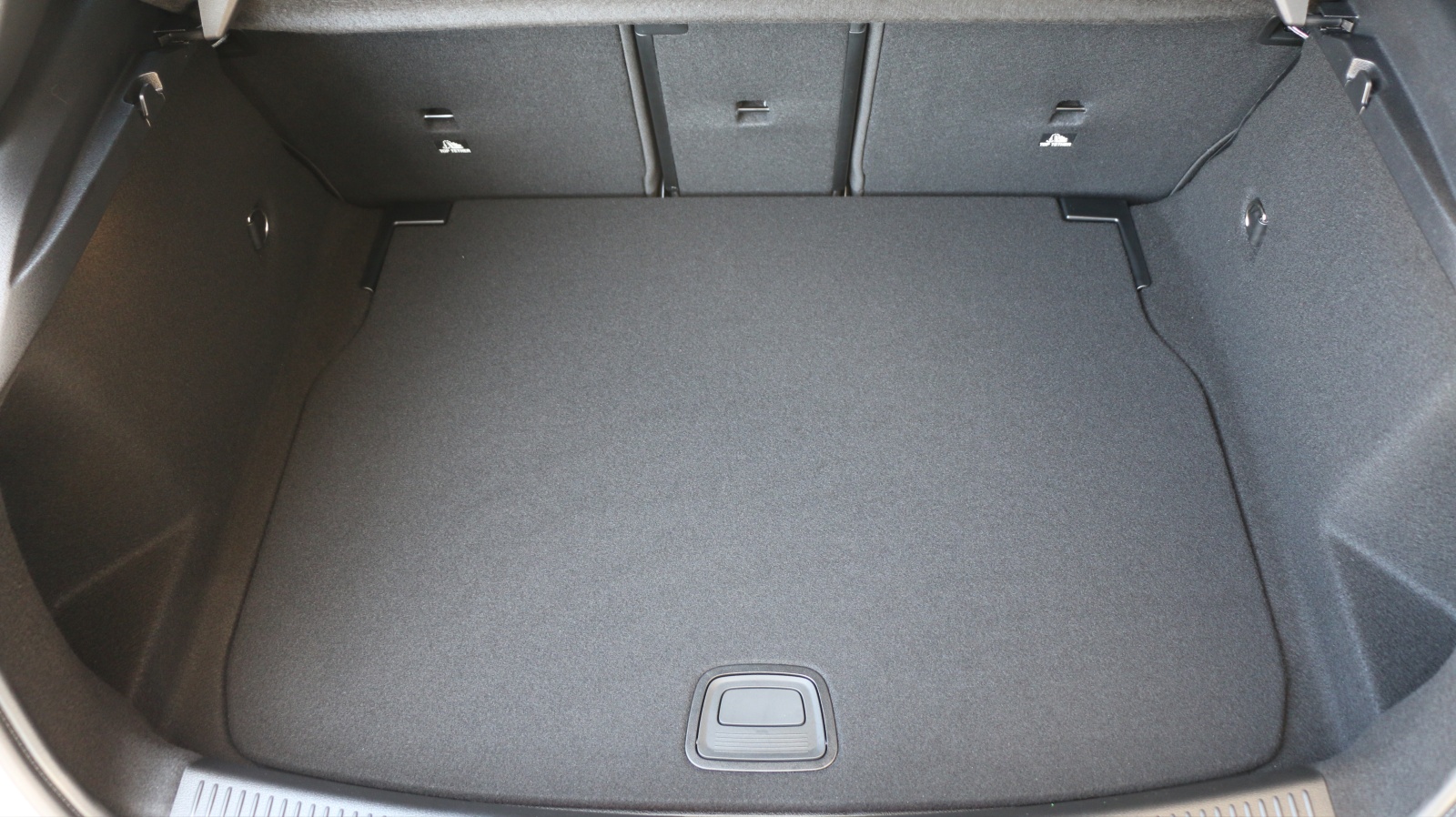 MERCEDES-BENZ A 200 7G-DCT Night Star-image-10