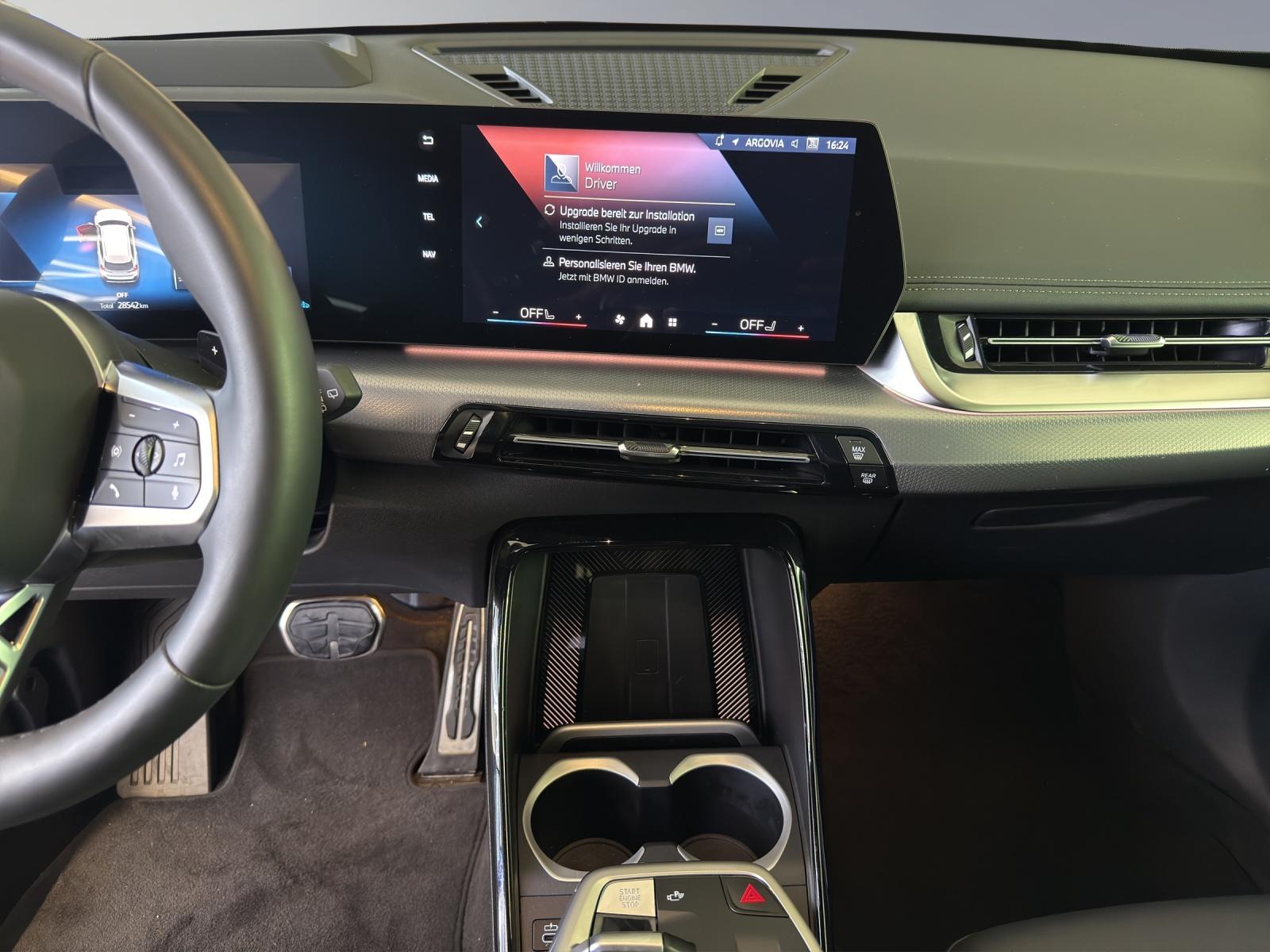 BMW X1 23i xDrive M Sport-image-13