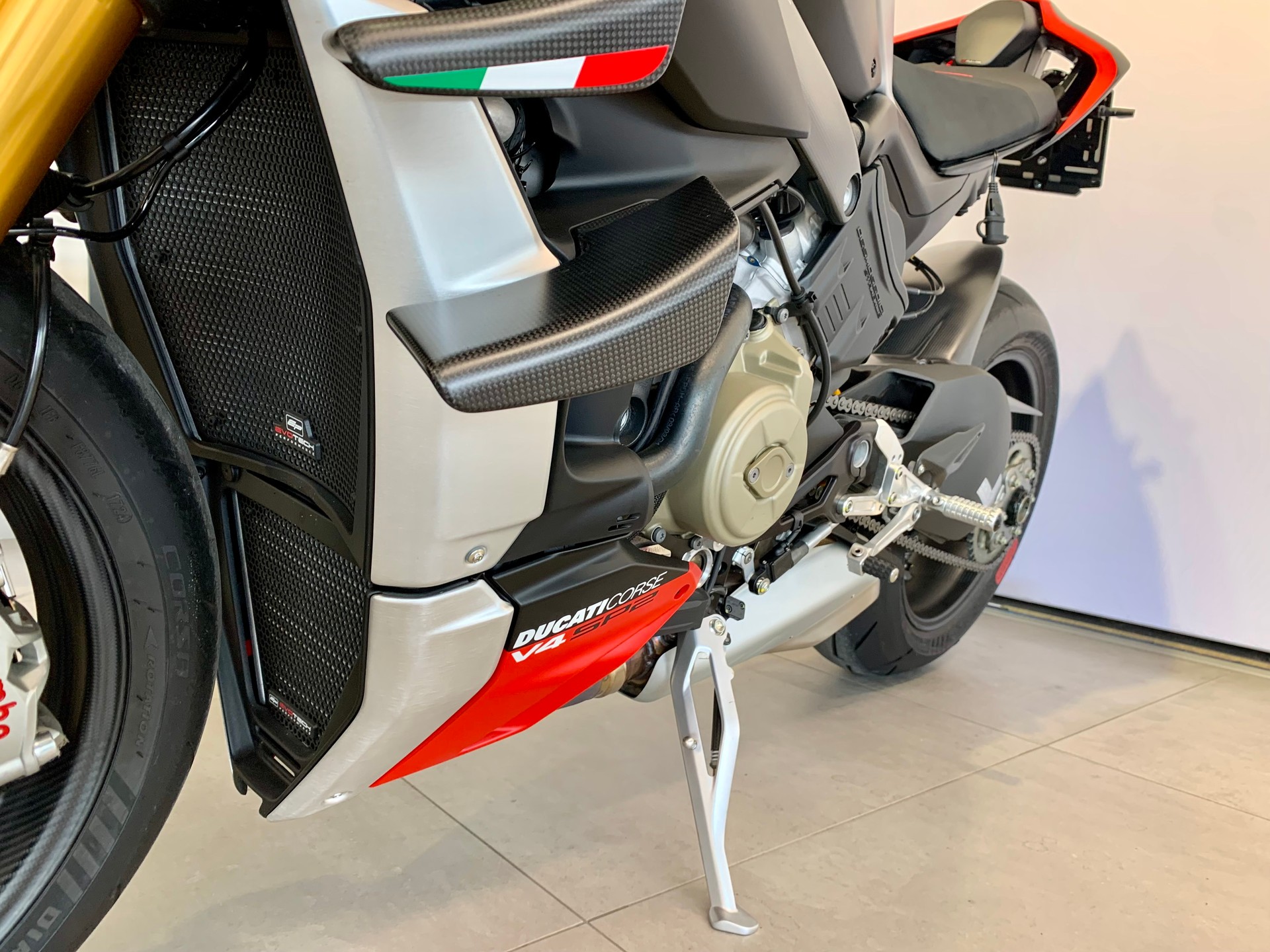 DUCATI Streetfighter V4 SP2-image-7