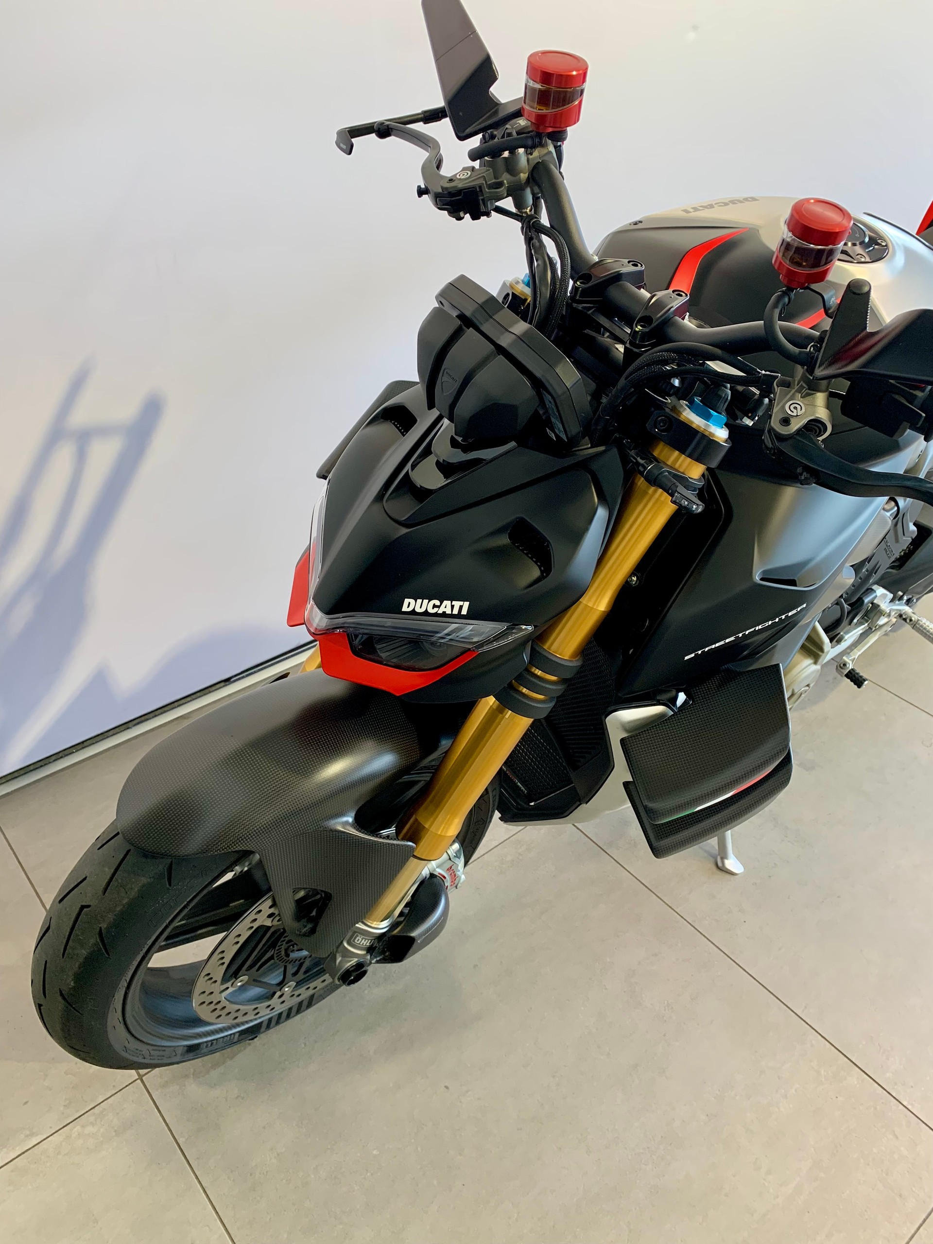 DUCATI Streetfighter V4 SP2-showroom-element-3