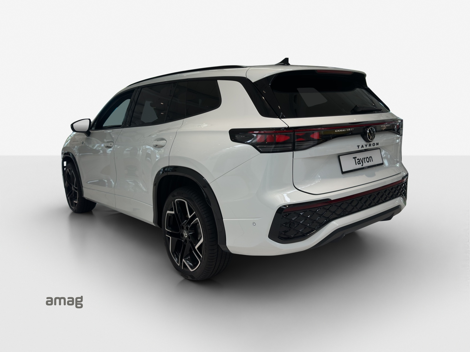 VW Tayron 1.5 TSI evo2 eHybrid R-Line DSG-image-2