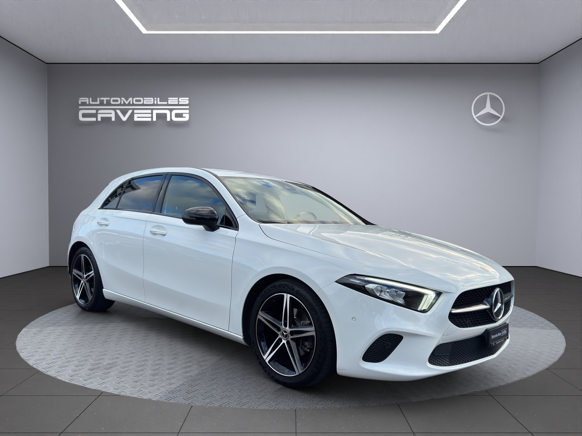 MERCEDES-BENZ A 180 Night Star 7G-DCT-image-5