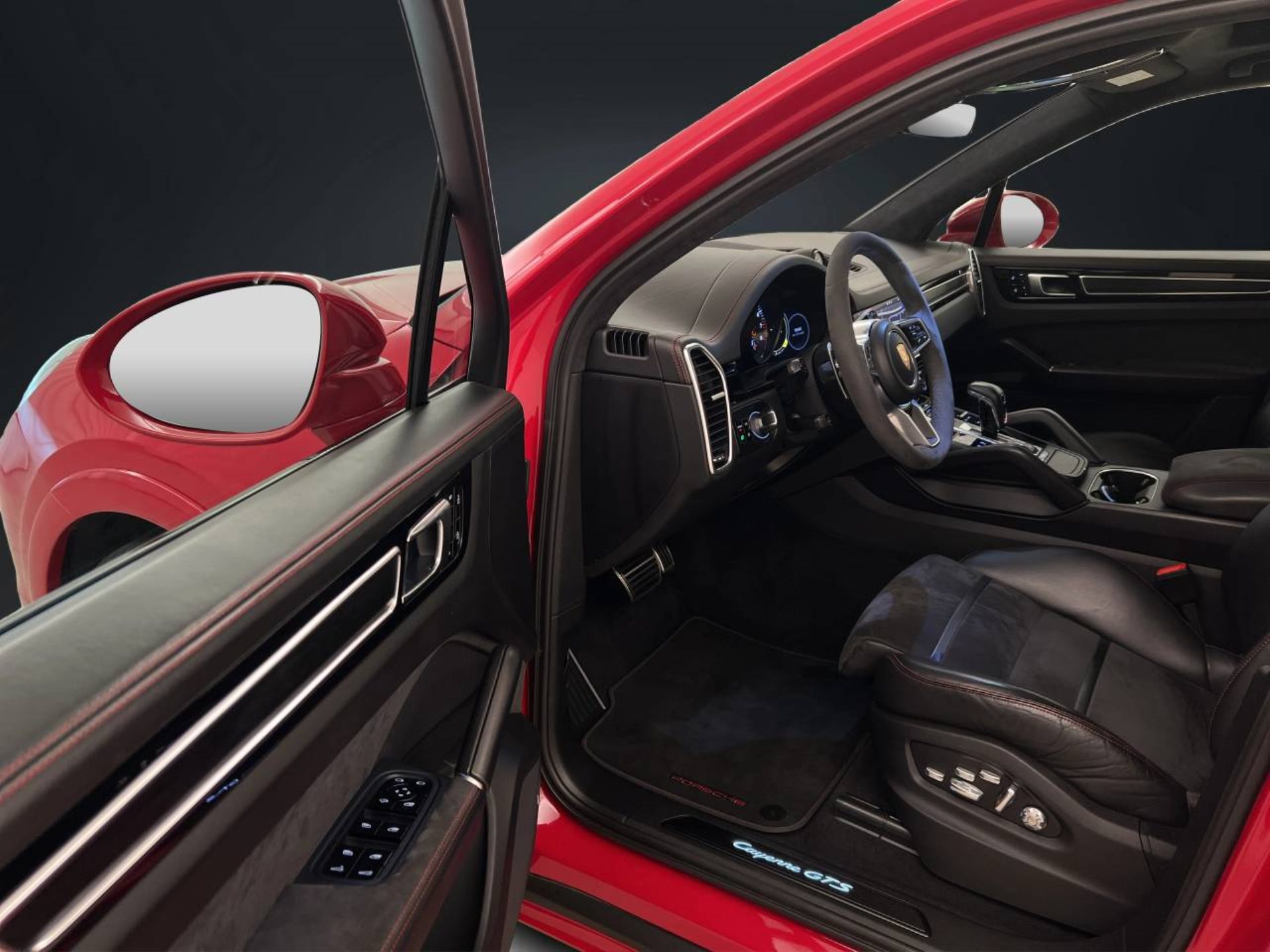PORSCHE Cayenne GTS-image-3