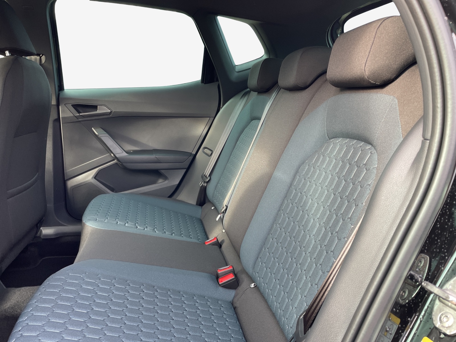 SEAT Arona 1.0 TSI Eco Style DSG-image-11