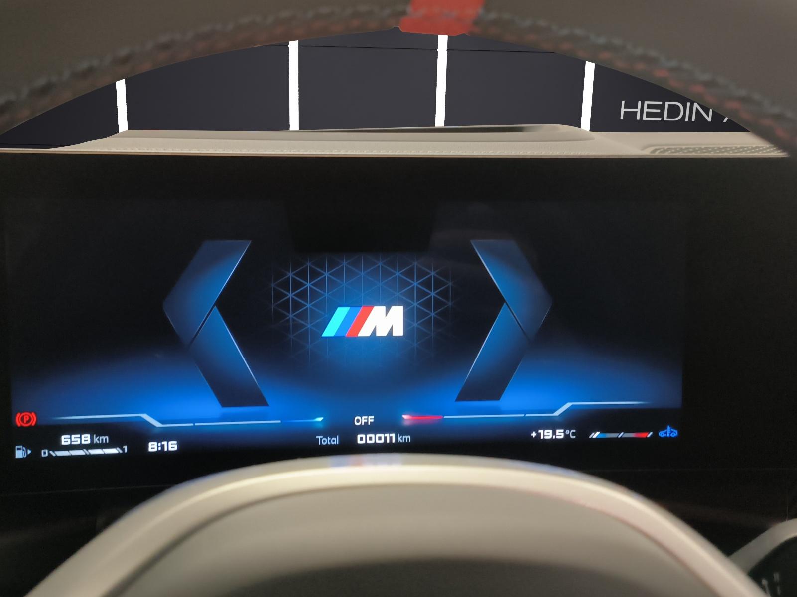 BMW M340d xDrive Touring-image-17