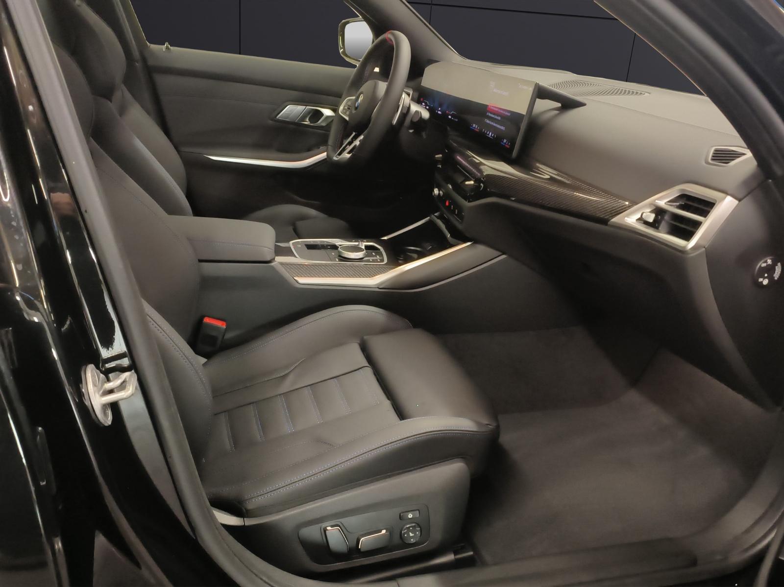 BMW M340d xDrive Touring-image-15