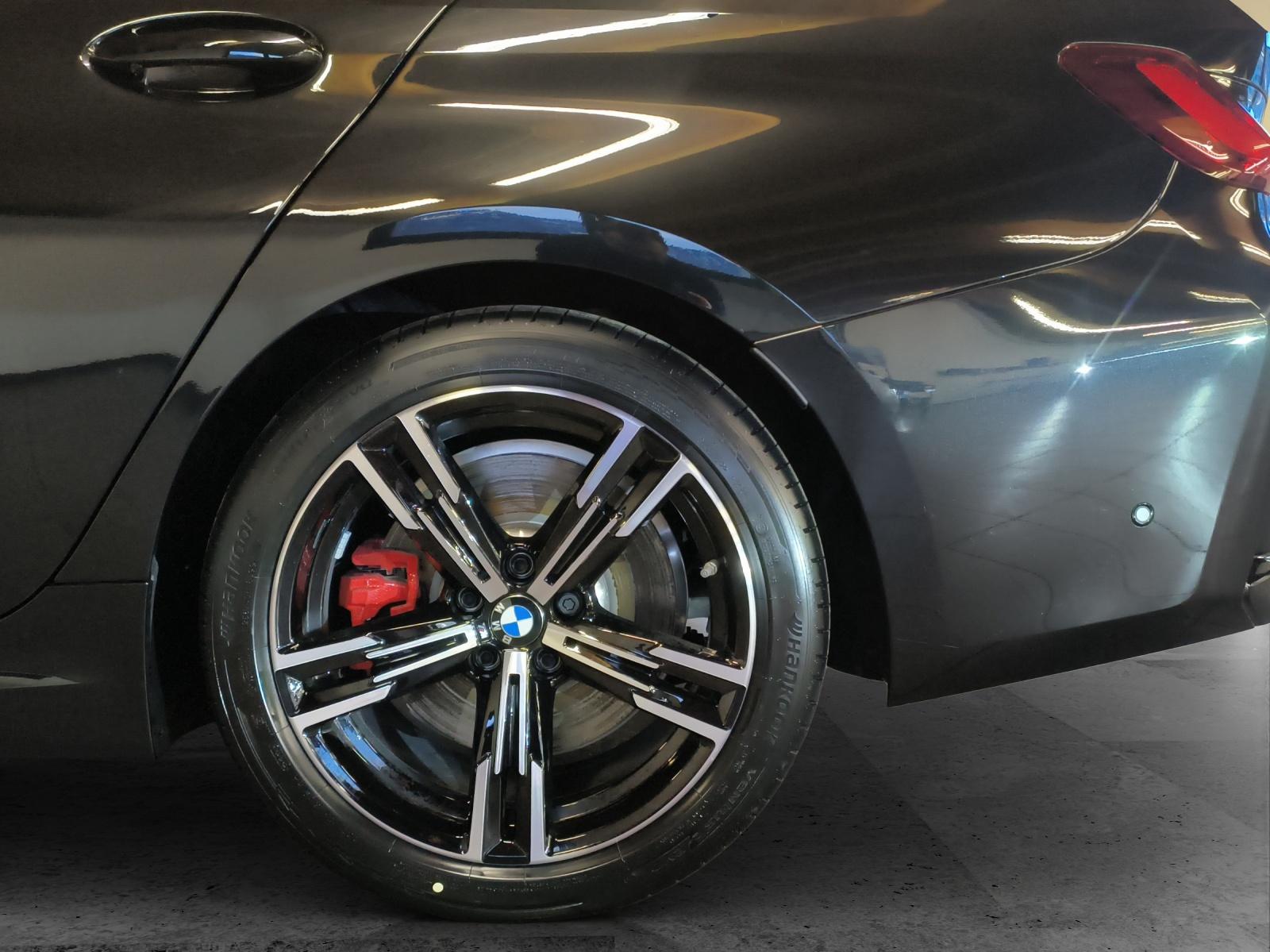 BMW M340d xDrive Touring-image-9