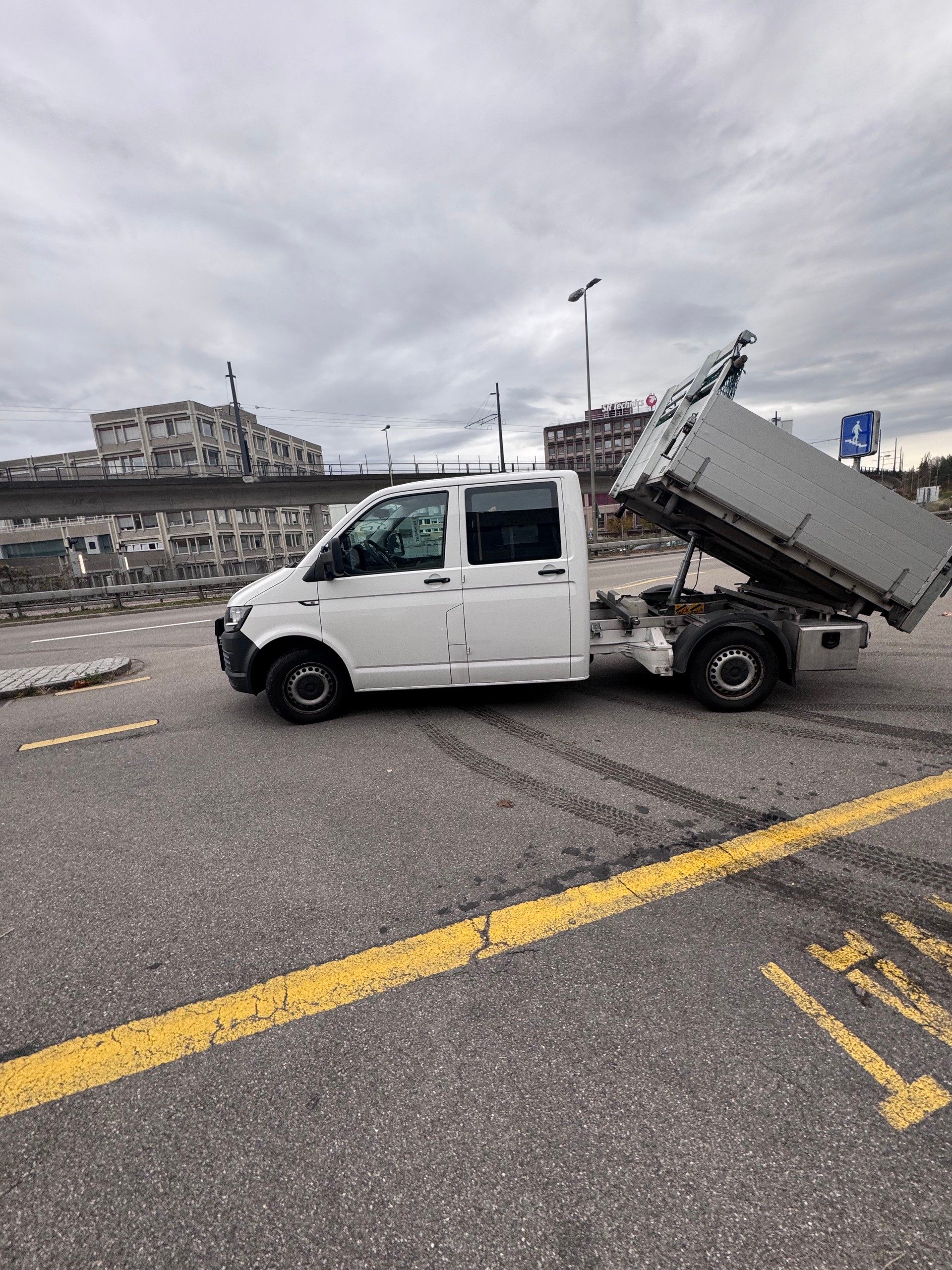 VW T6 2.0 TDI 4Motion-image-2