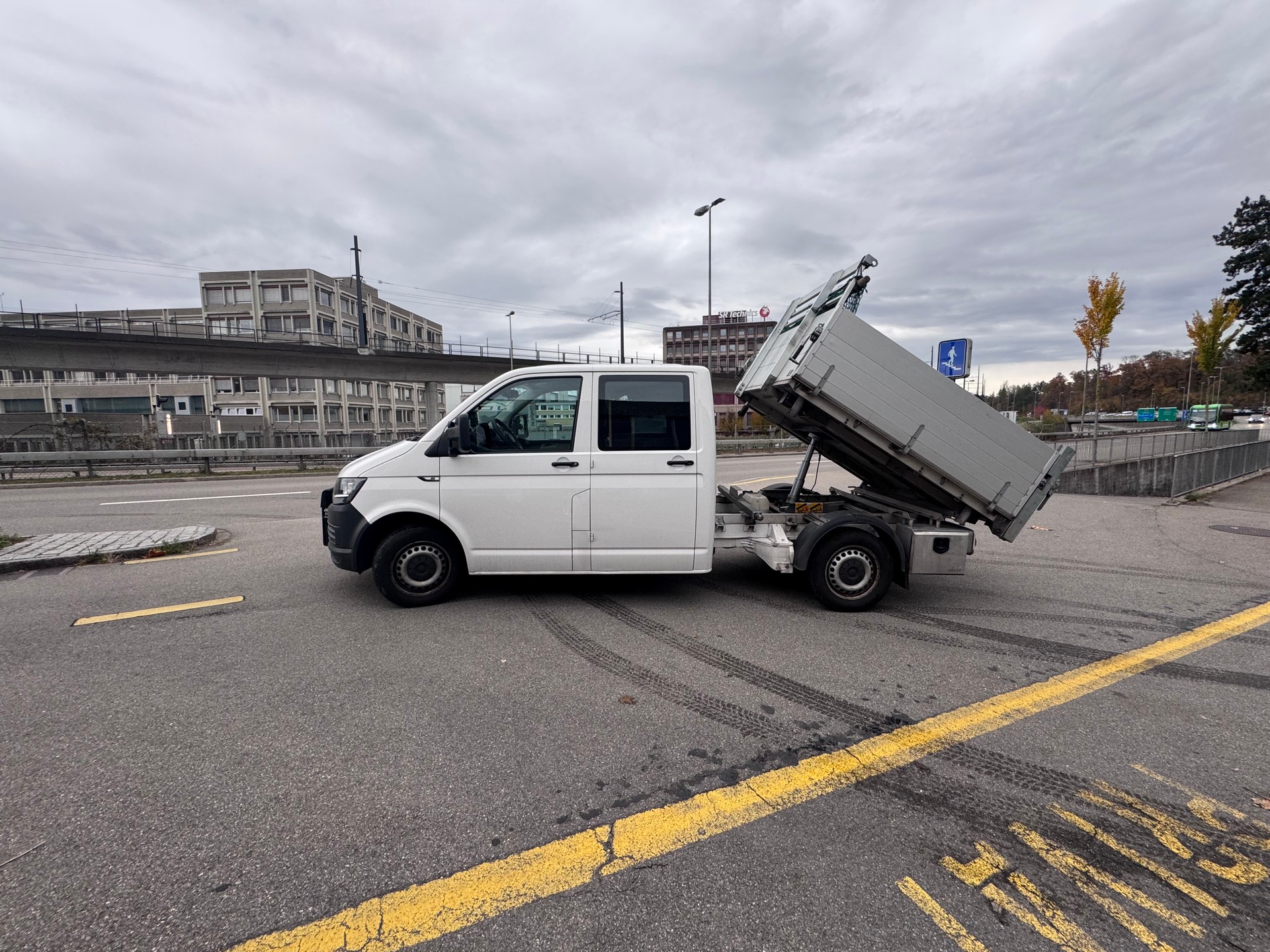 VW T6 2.0 TDI 4Motion-image-4