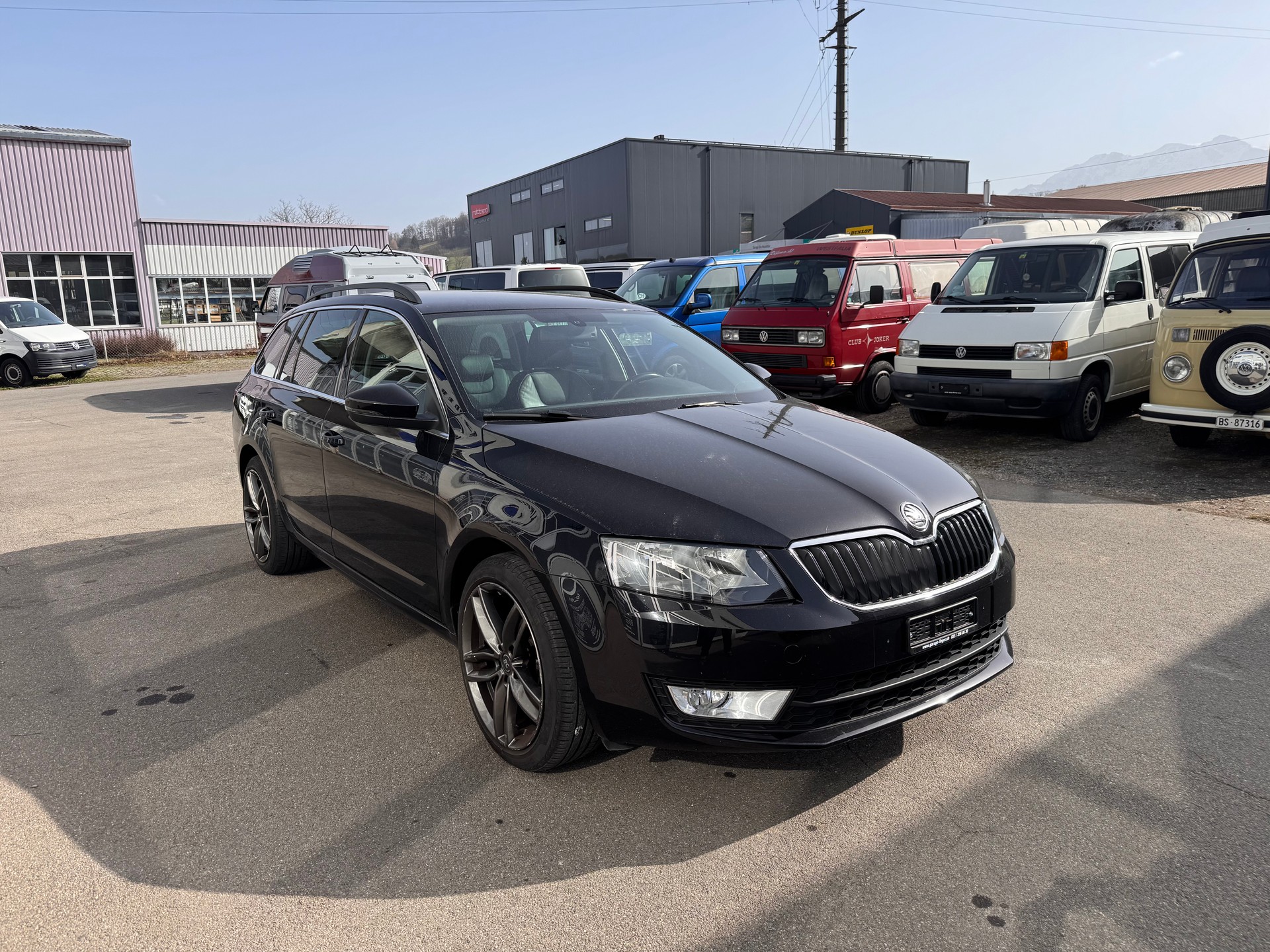 SKODA Octavia Combi 1.8 TSI Ambition-image-3