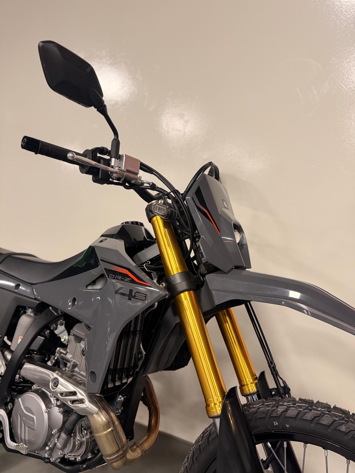 SUZUKI DR-Z4S-image-5