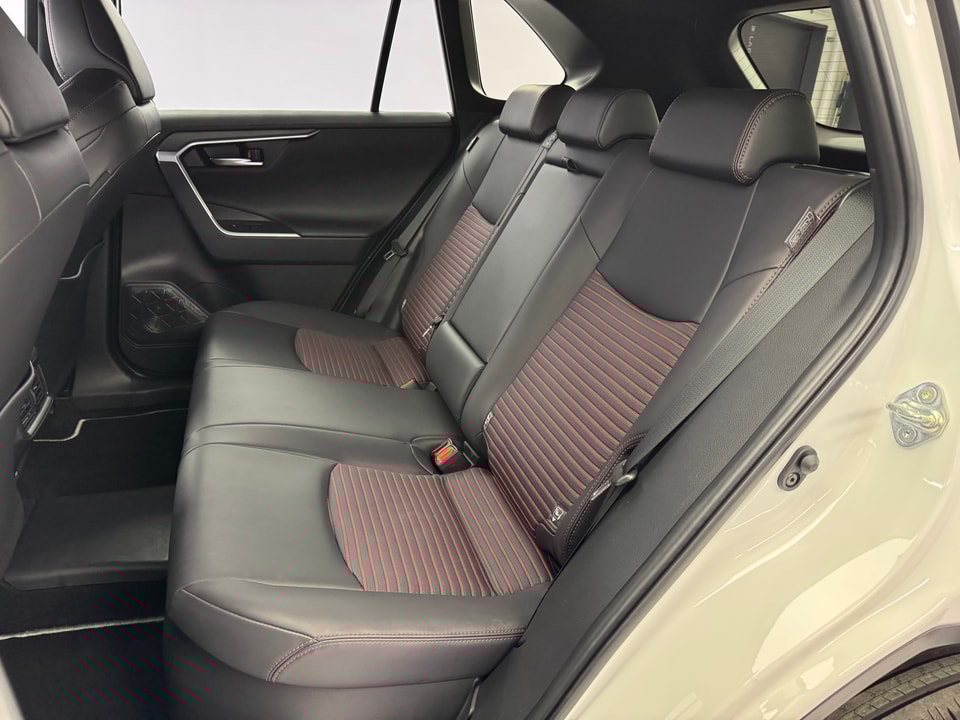 RAV4 Plug-in Hybrid 2.5 Premium AWD-i