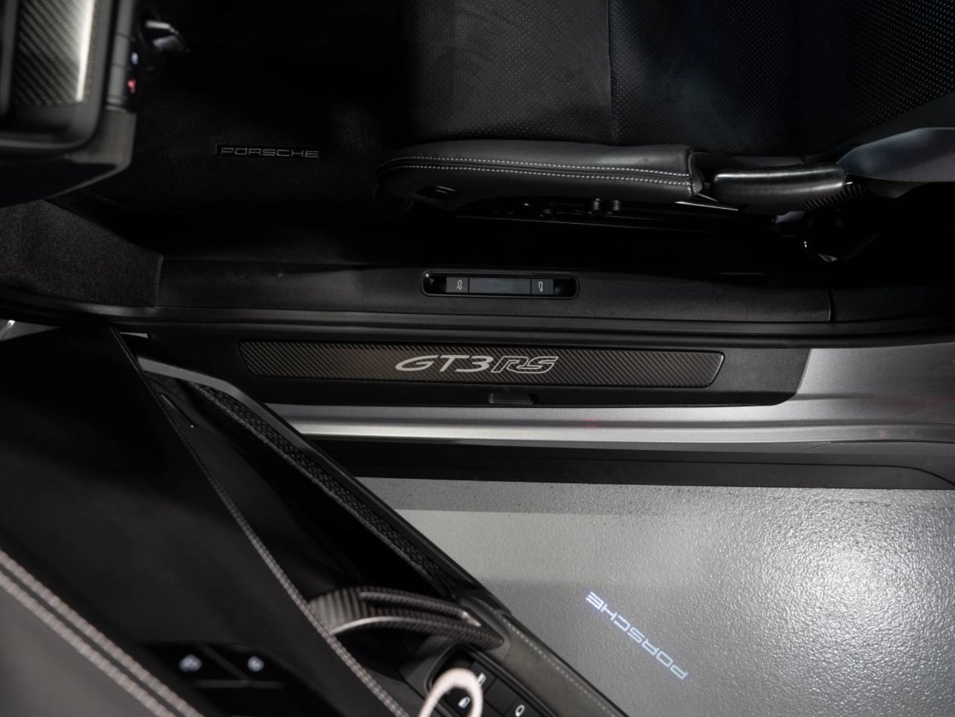 PORSCHE 911 GT3 RS (MY23)-image-23