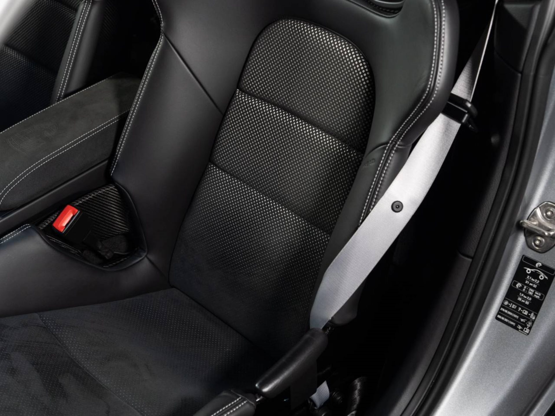 PORSCHE 911 GT3 RS (MY23)-image-14