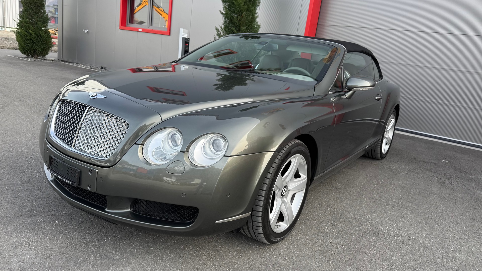BENTLEY Continental GTC 6.0-image-2