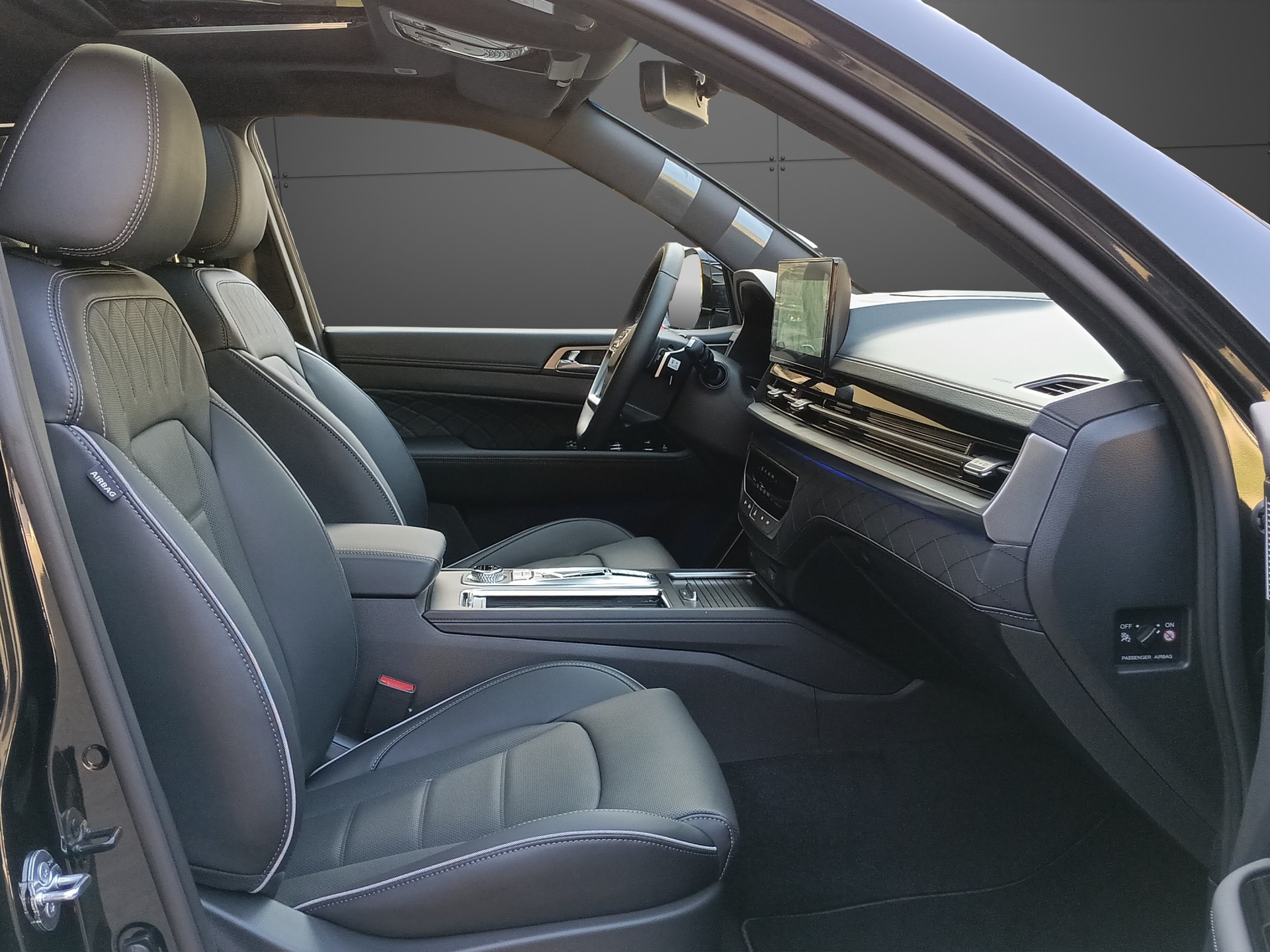 KGM-SsangYong Rexton 2.2 CRDi Blackline 4WD AT-image-15