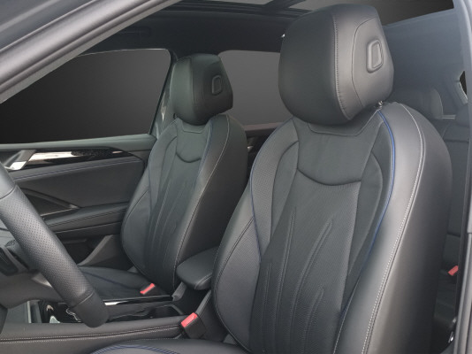 VW Tiguan 2.0TDI R-Line 4M-image-6