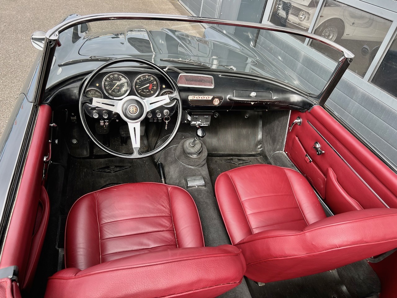 ALFA ROMEO 2000 Touring Spider-image-7