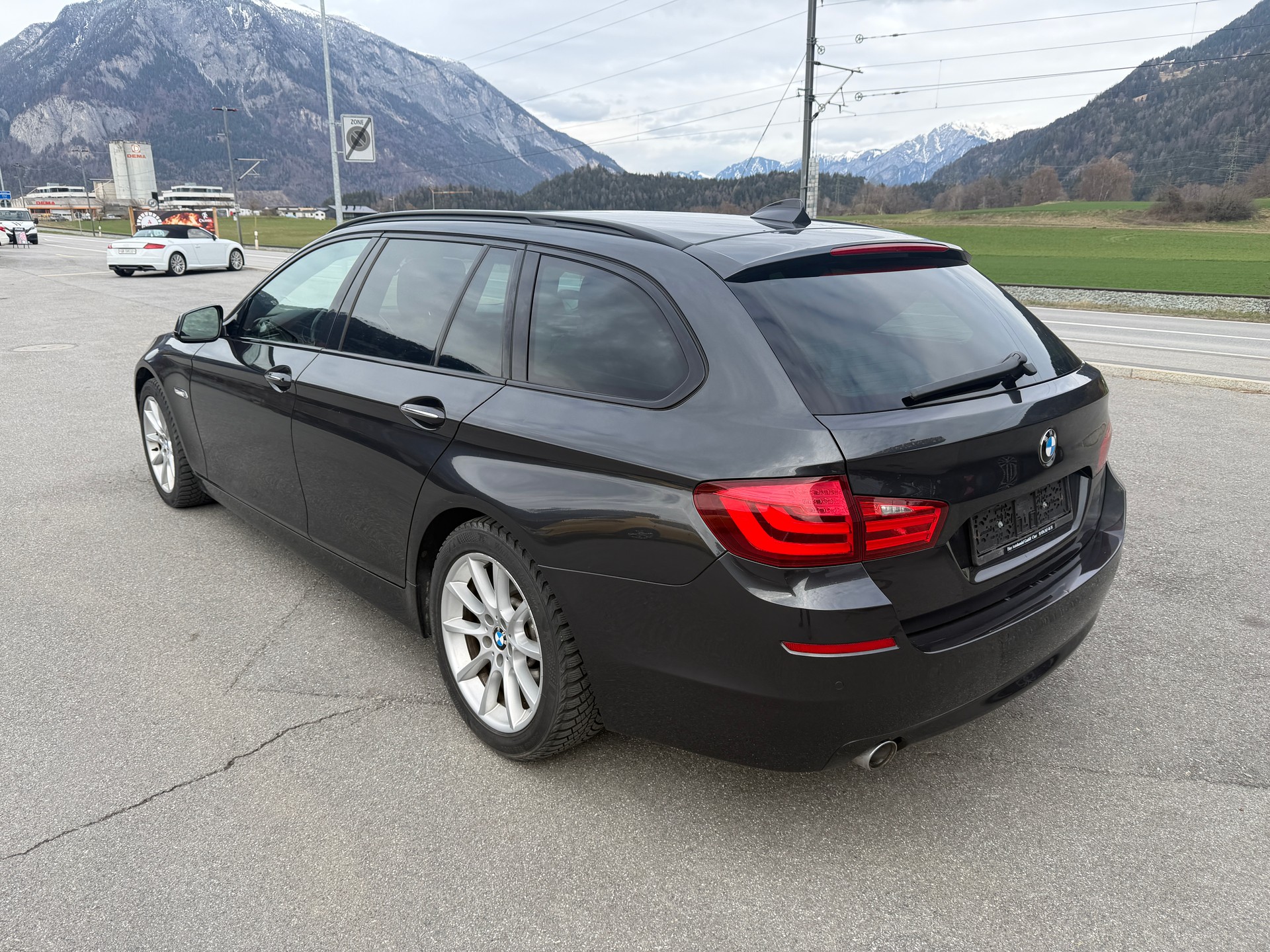 BMW 535d xDrive Touring Steptronic-image-5