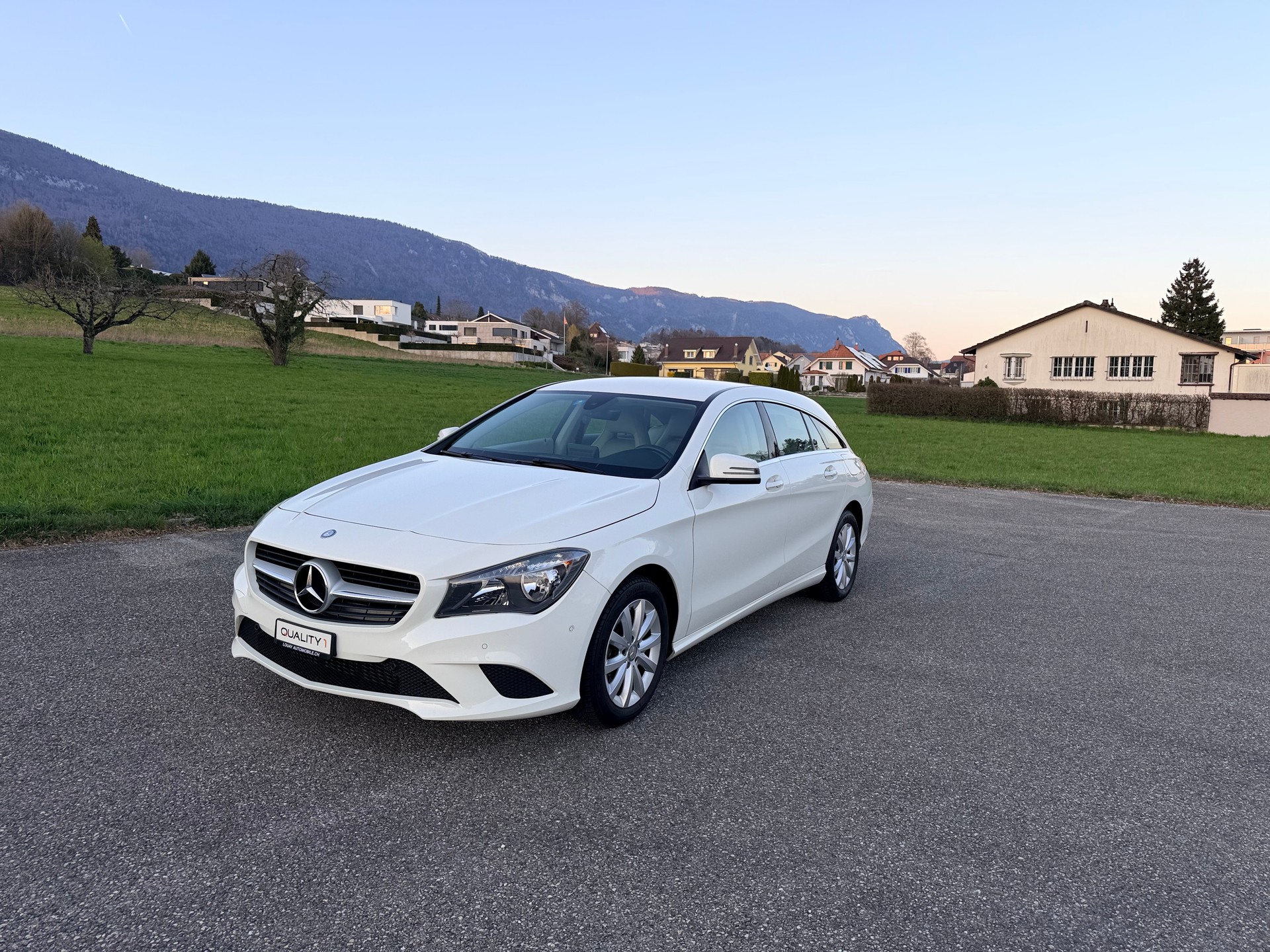 MERCEDES-BENZ CLA Shooting Brake 200 Night Star 7G-DCT-image-0