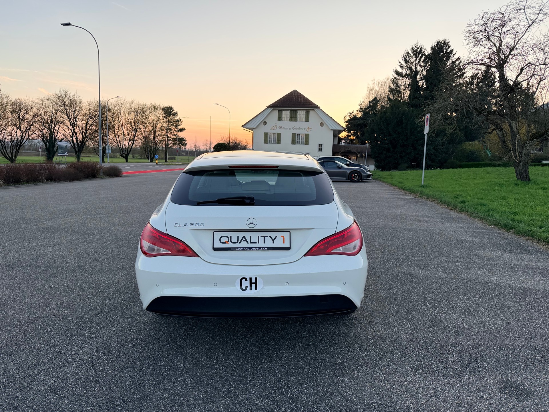 MERCEDES-BENZ CLA Shooting Brake 200 Night Star 7G-DCT-image-11