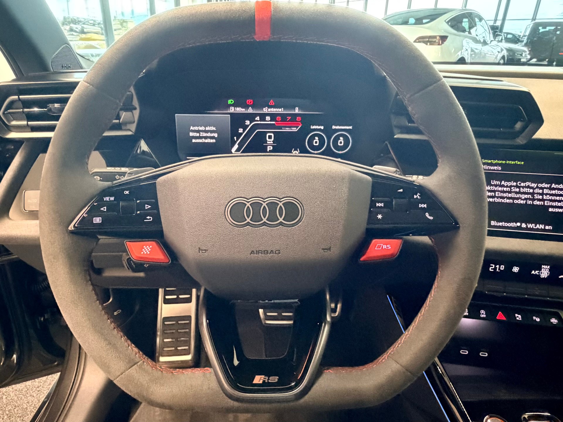 AUDI RS3 Sportback 2.5 TSI quattro S-tronic-image-29