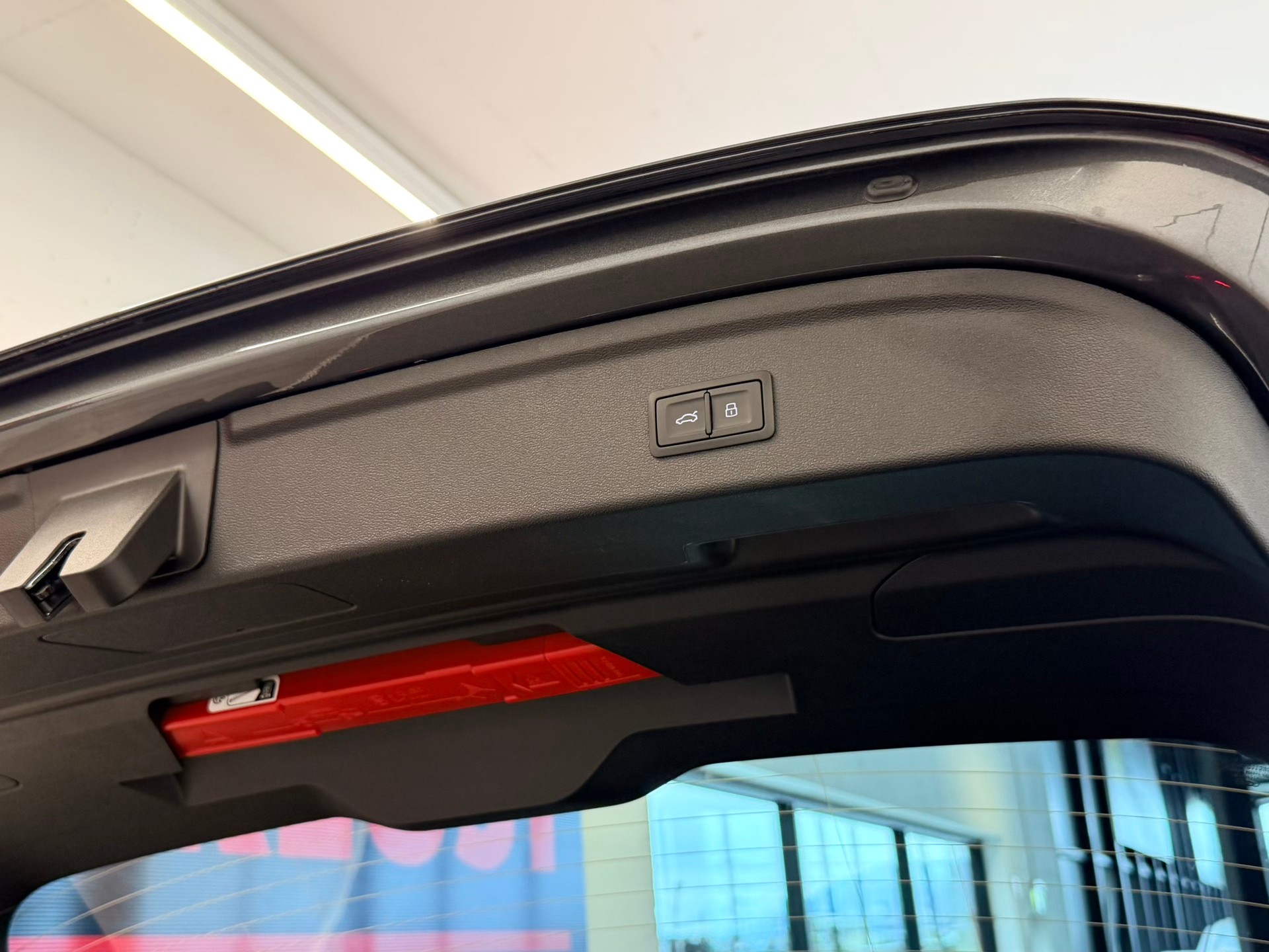 AUDI RS3 Sportback 2.5 TSI quattro S-tronic-image-10