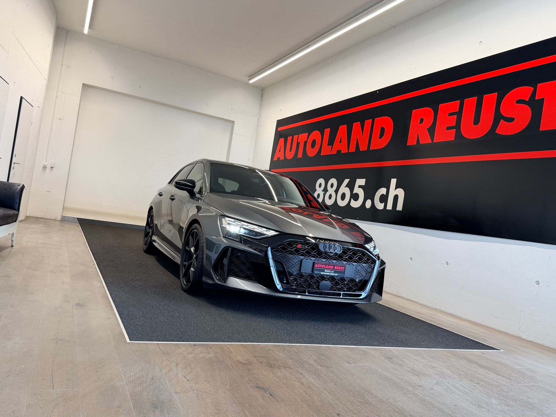 AUDI RS3 Sportback 2.5 TSI quattro S-tronic-image-0