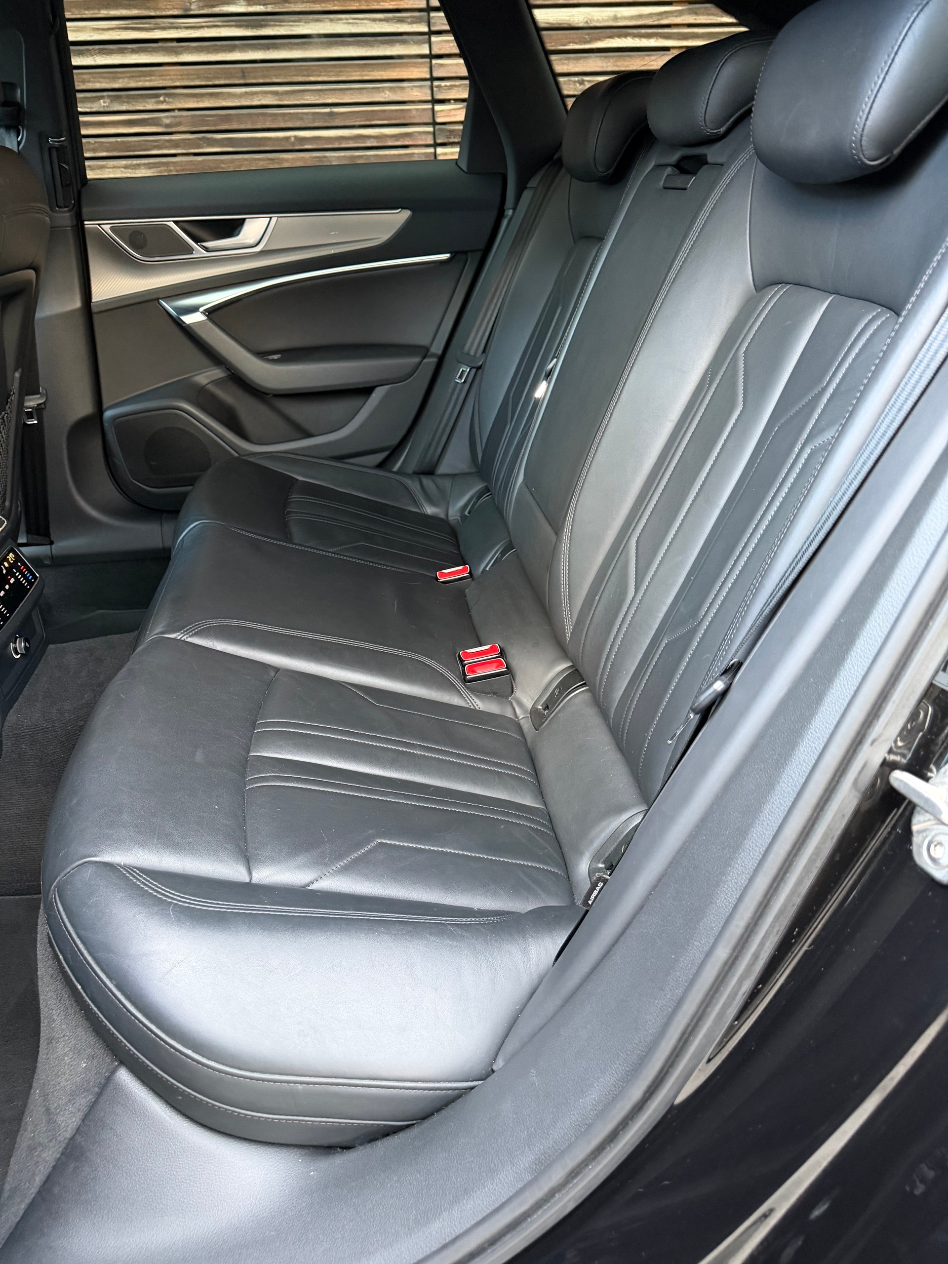 AUDI A6 Avant 50 TDI Design quattro tiptronic-image-11