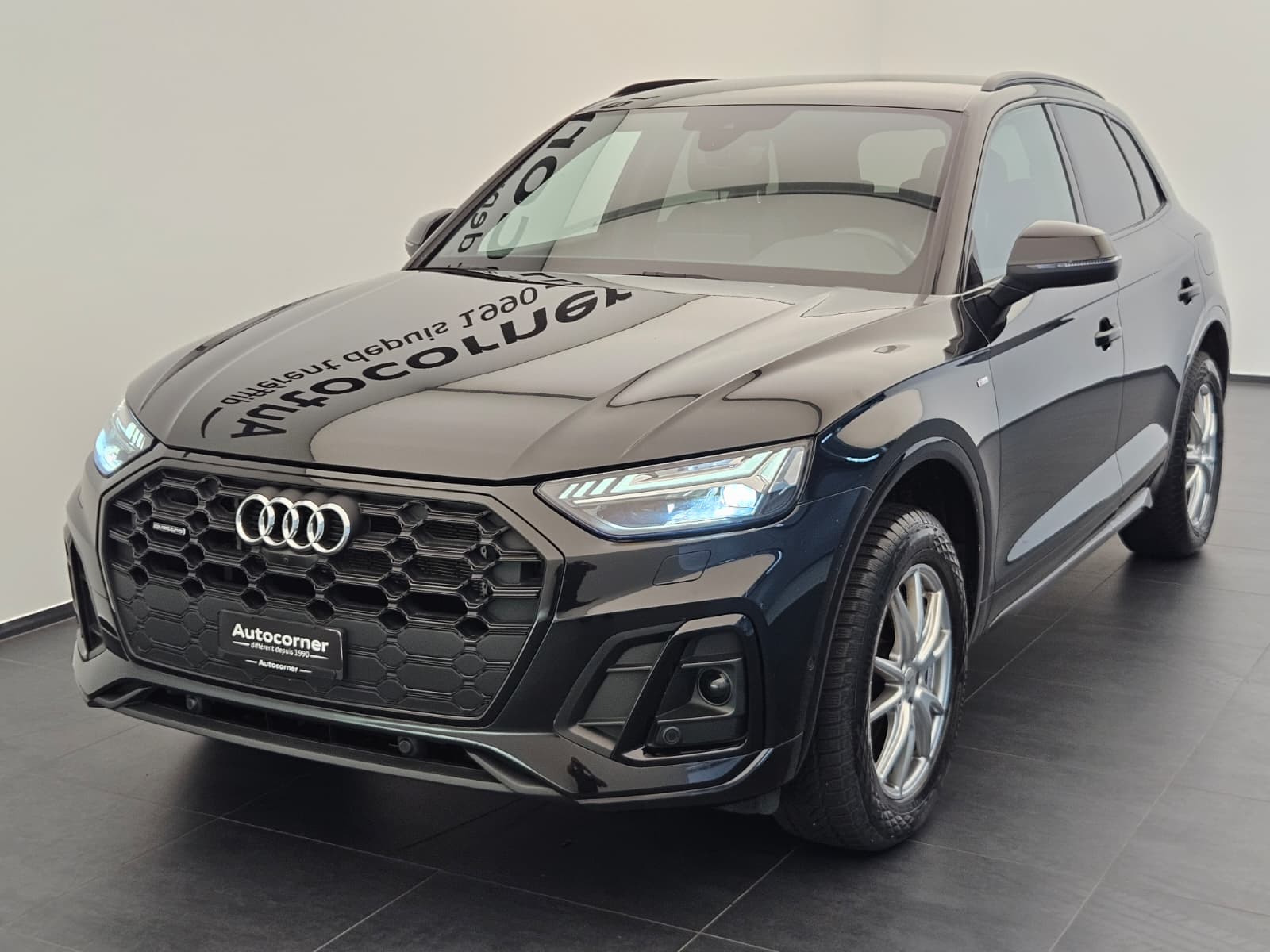 AUDI Q5 50 TFSI e PHEV quattro S-tronic-image-2