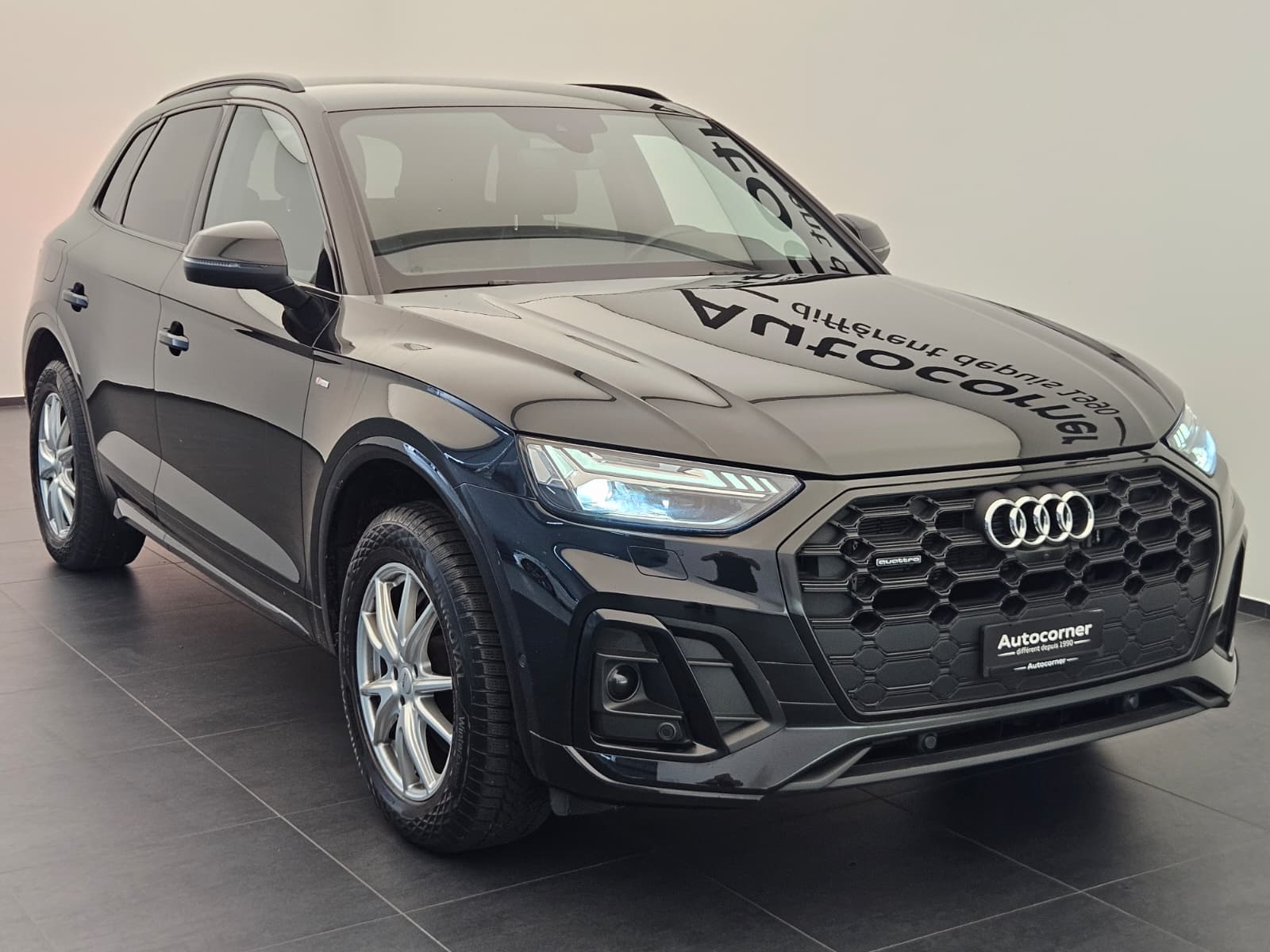 AUDI Q5 50 TFSI e PHEV quattro S-tronic-image-4