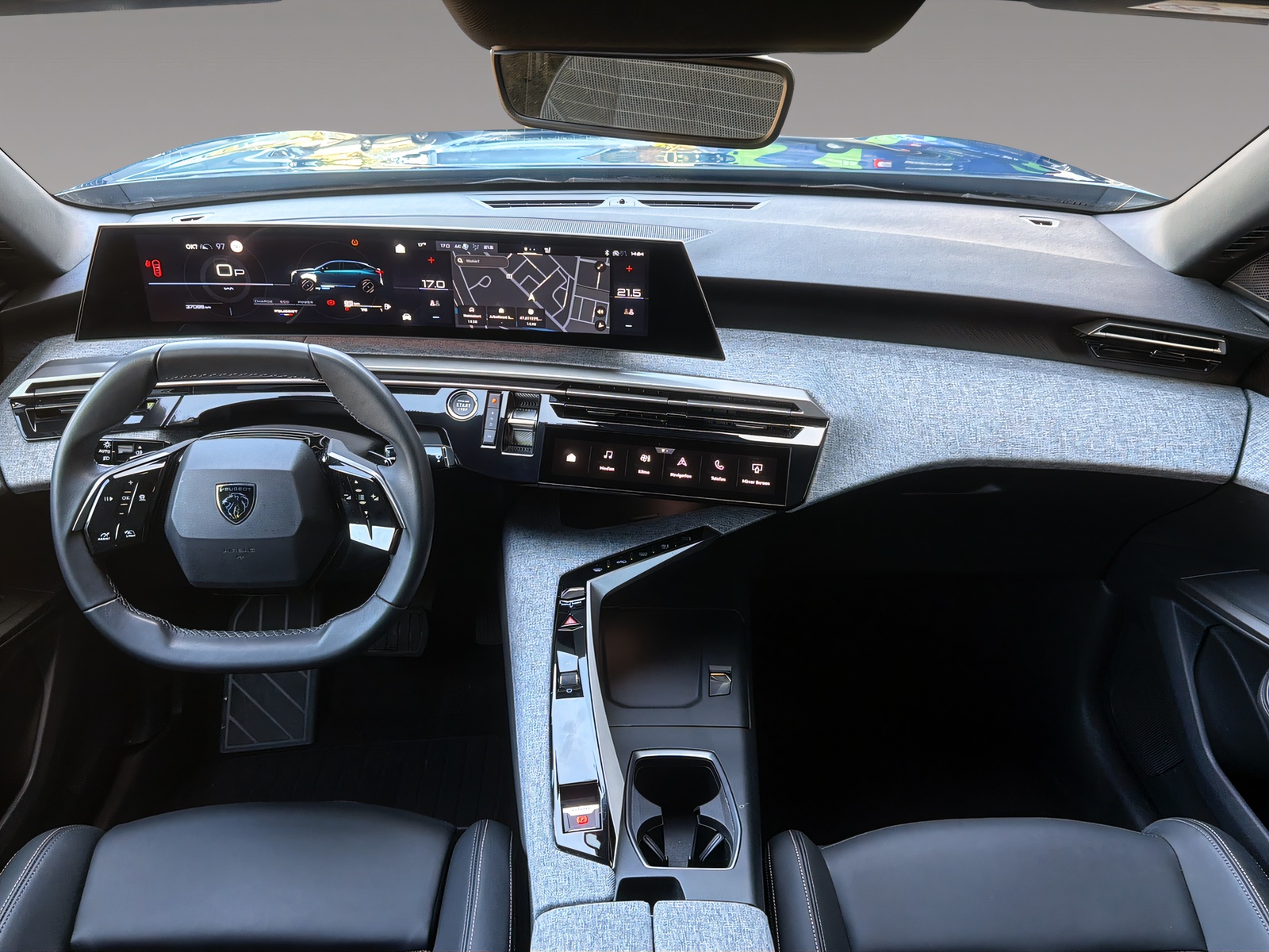 PEUGEOT 3008 1.2 Hybrid Allure-image-7