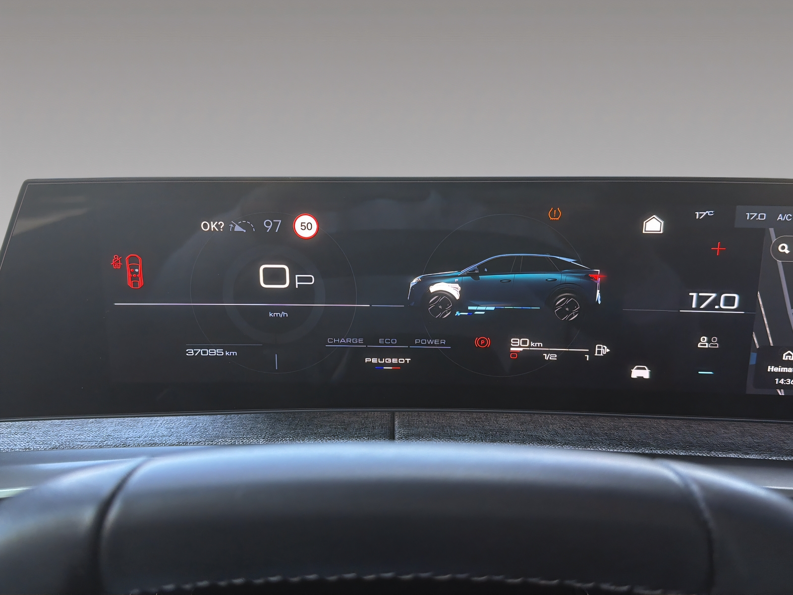 PEUGEOT 3008 1.2 Hybrid Allure-image-8