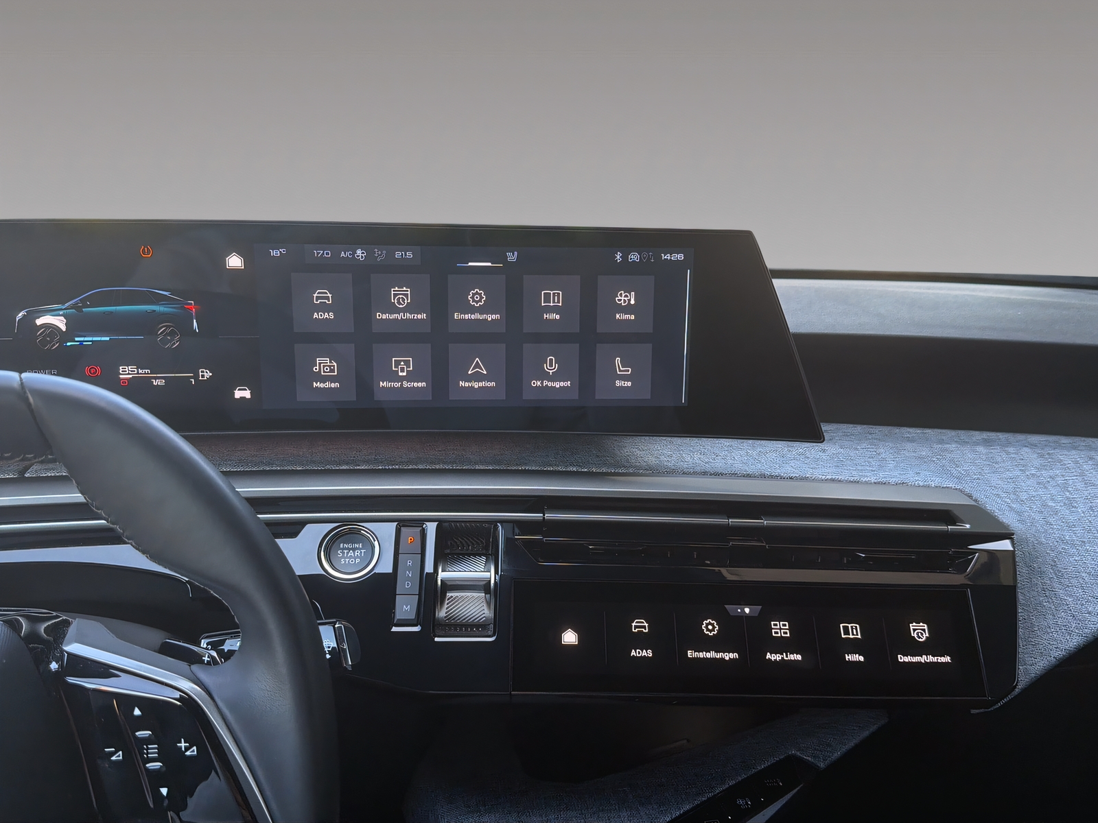 PEUGEOT 3008 1.2 Hybrid Allure-image-12
