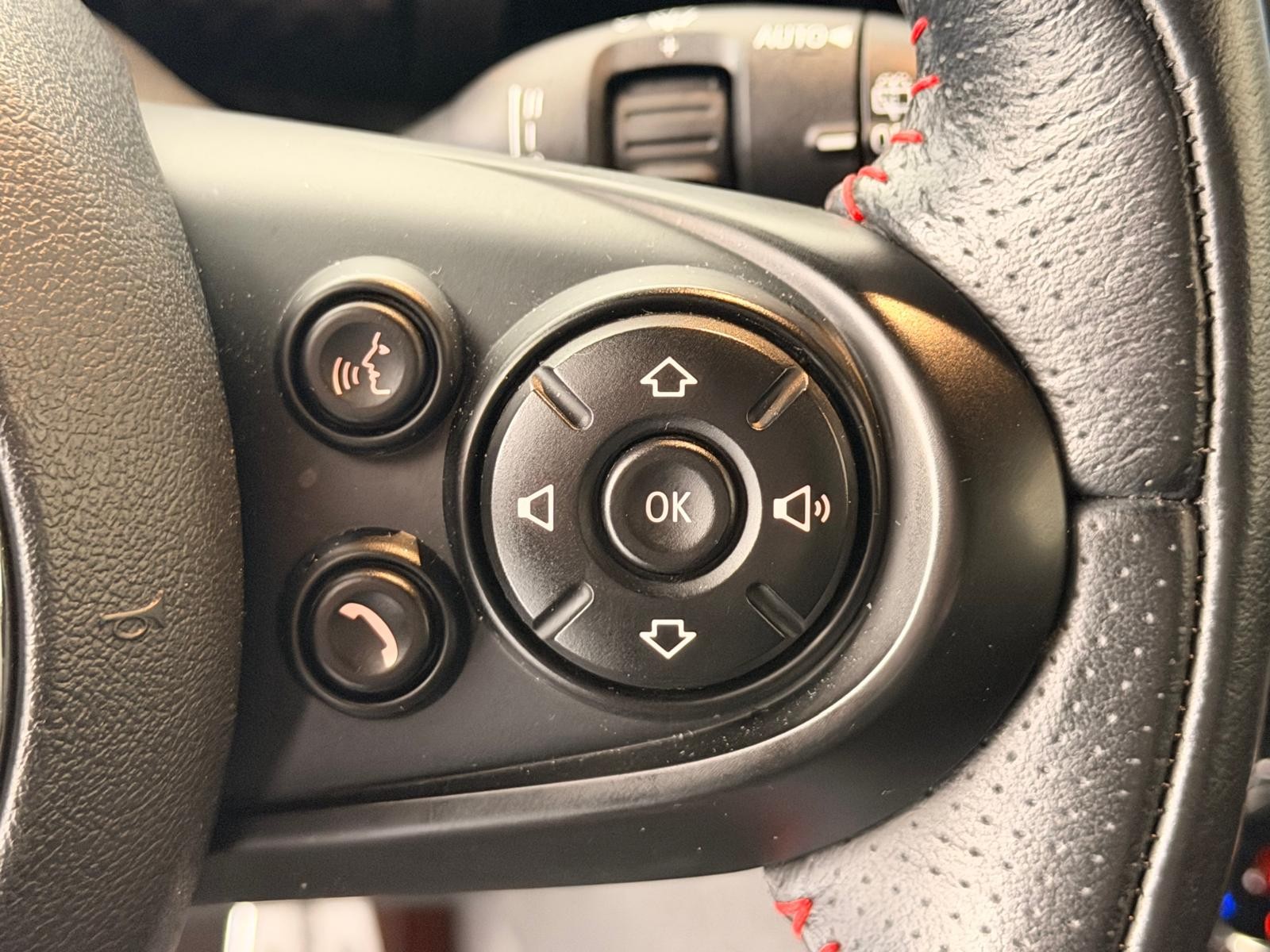 MINI Cooper S ** Frisch ab MFK & Service**-image-23