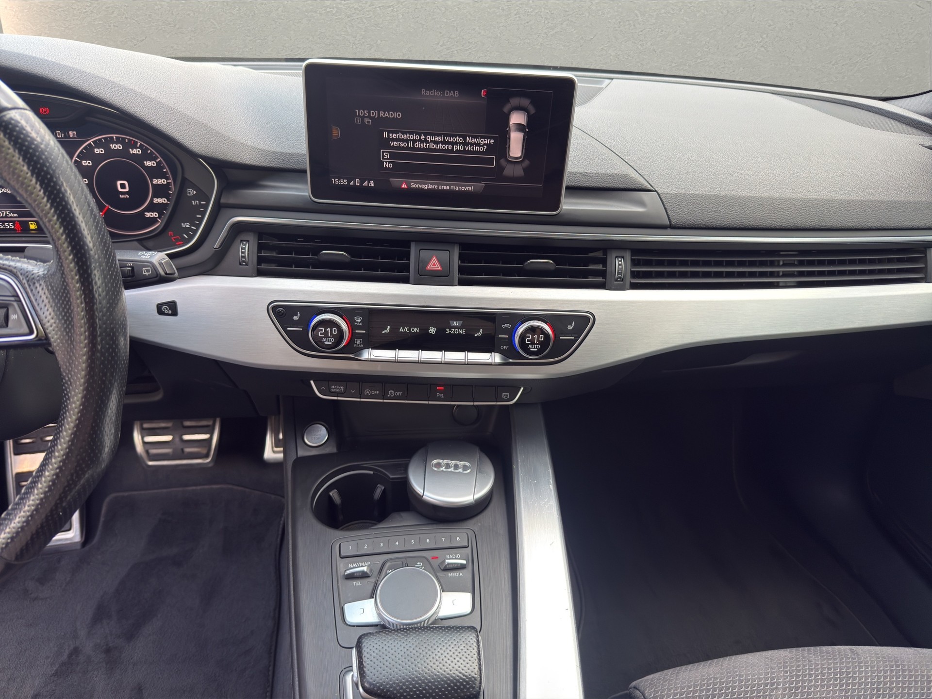 AUDI A4 Avant 2.0 TDI Sport S-tronic-image-9