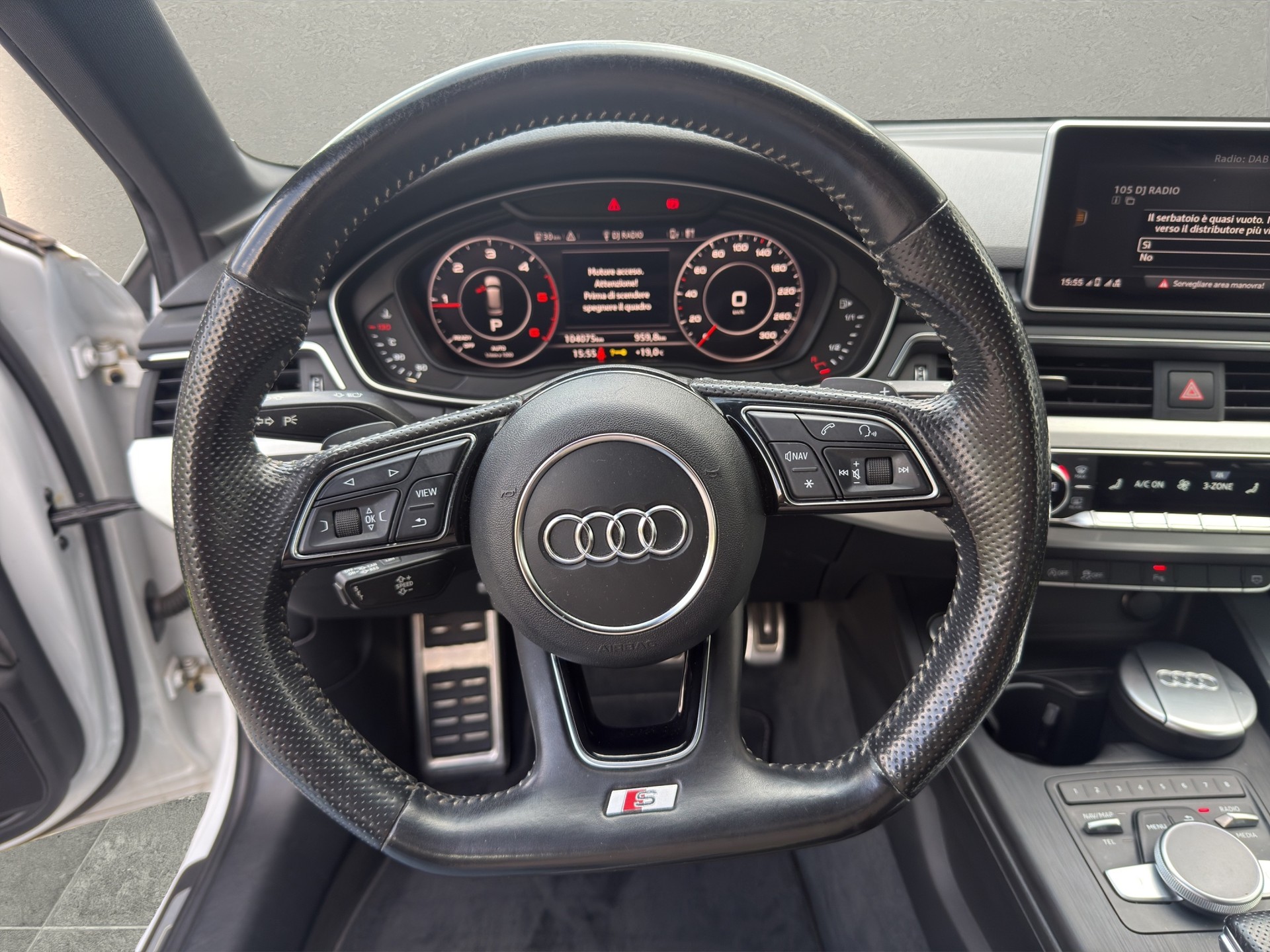 AUDI A4 Avant 2.0 TDI Sport S-tronic-image-8